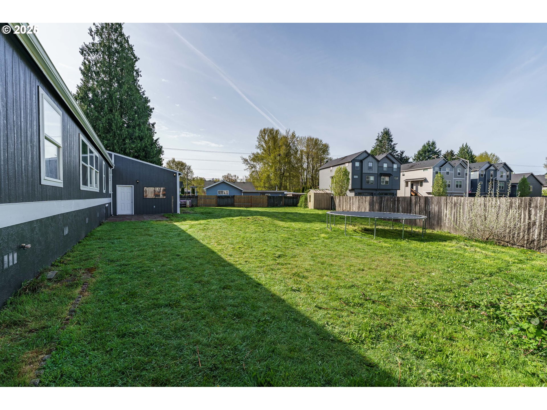 Listing images