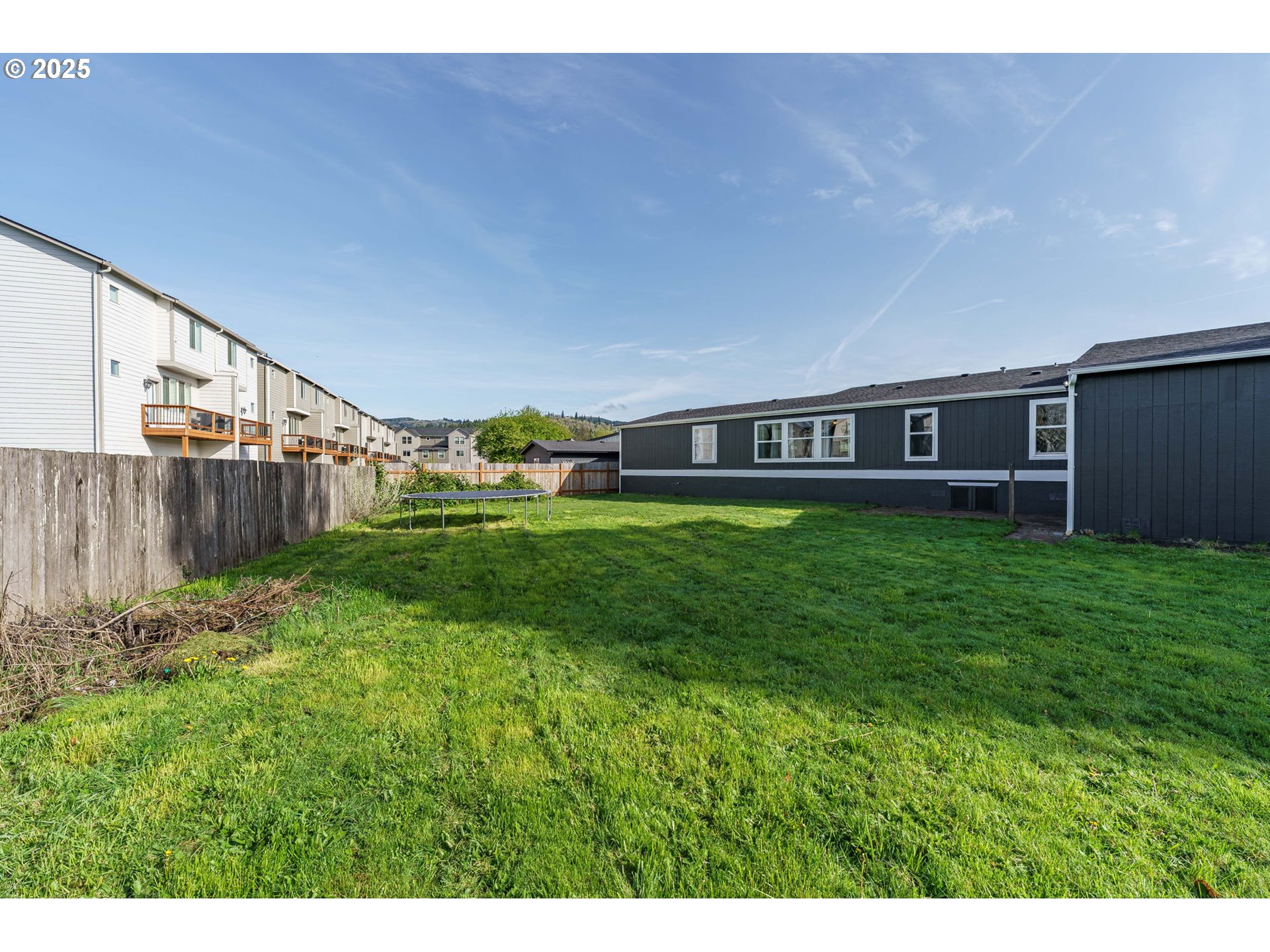 Listing images
