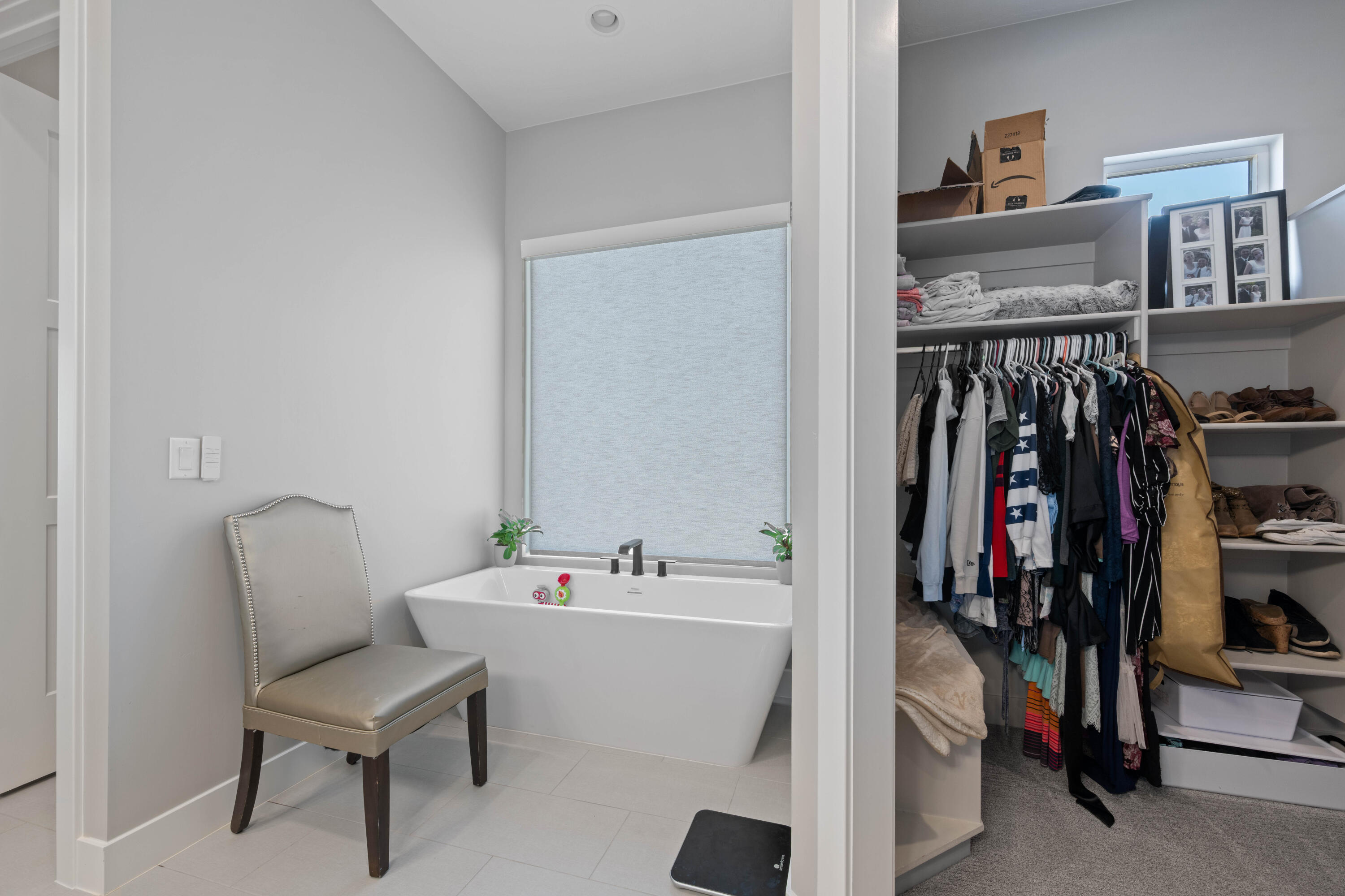 Listing images