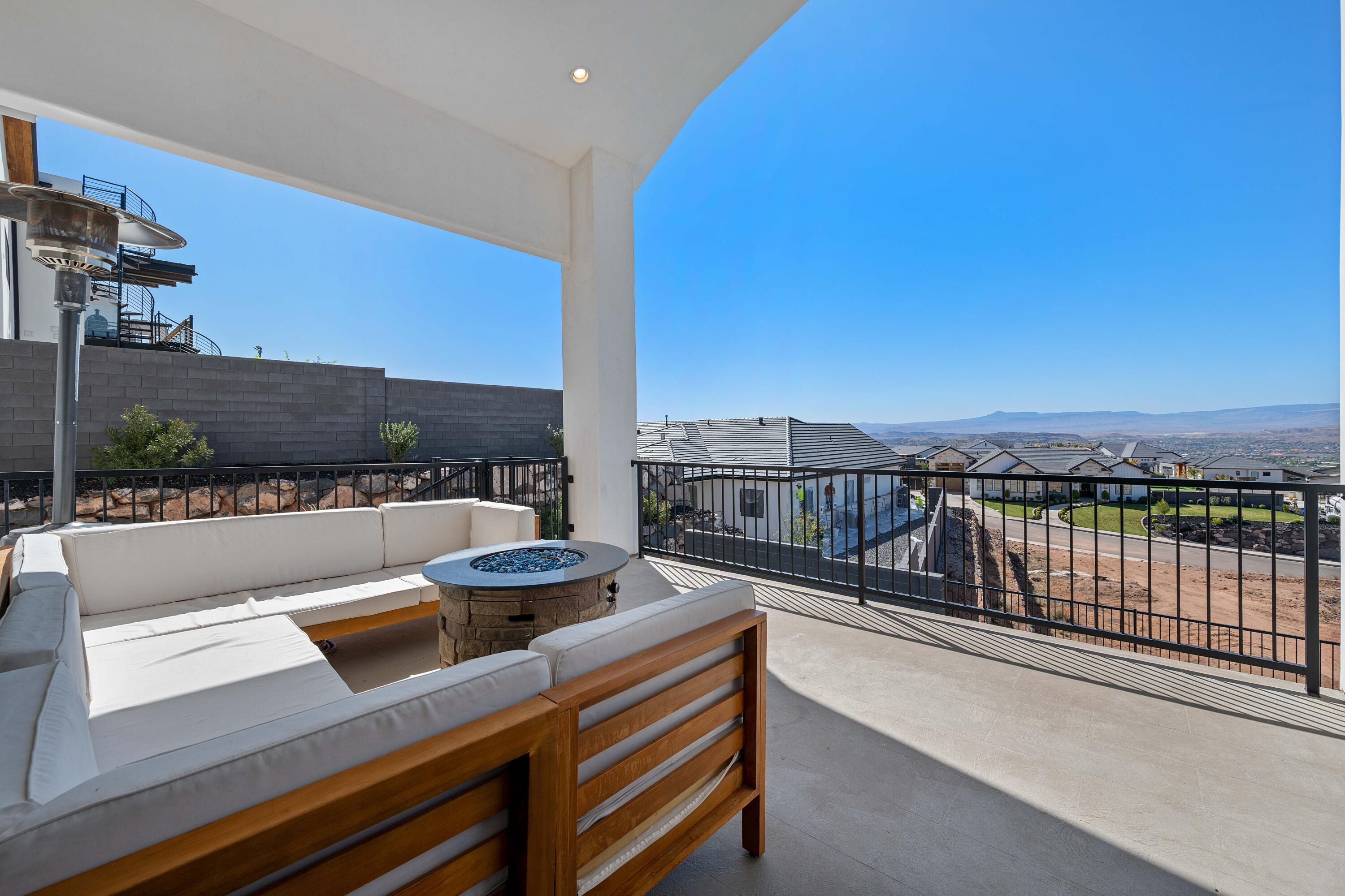 Listing images