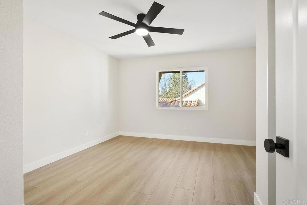 Listing images