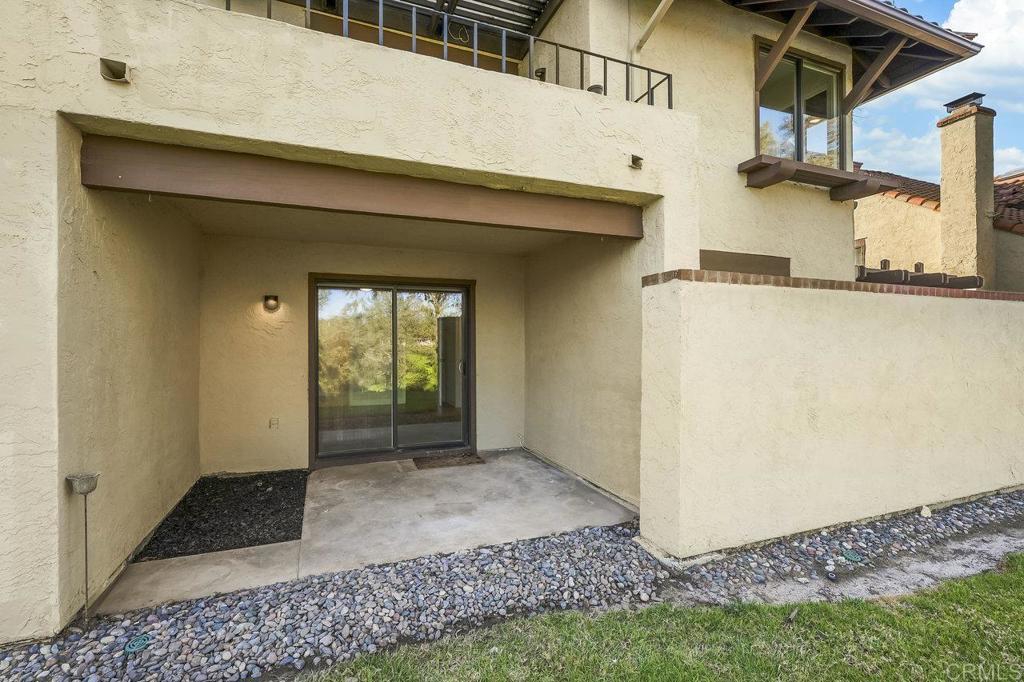 Listing images