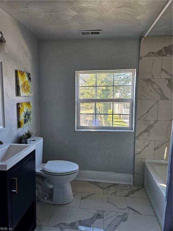 Listing images