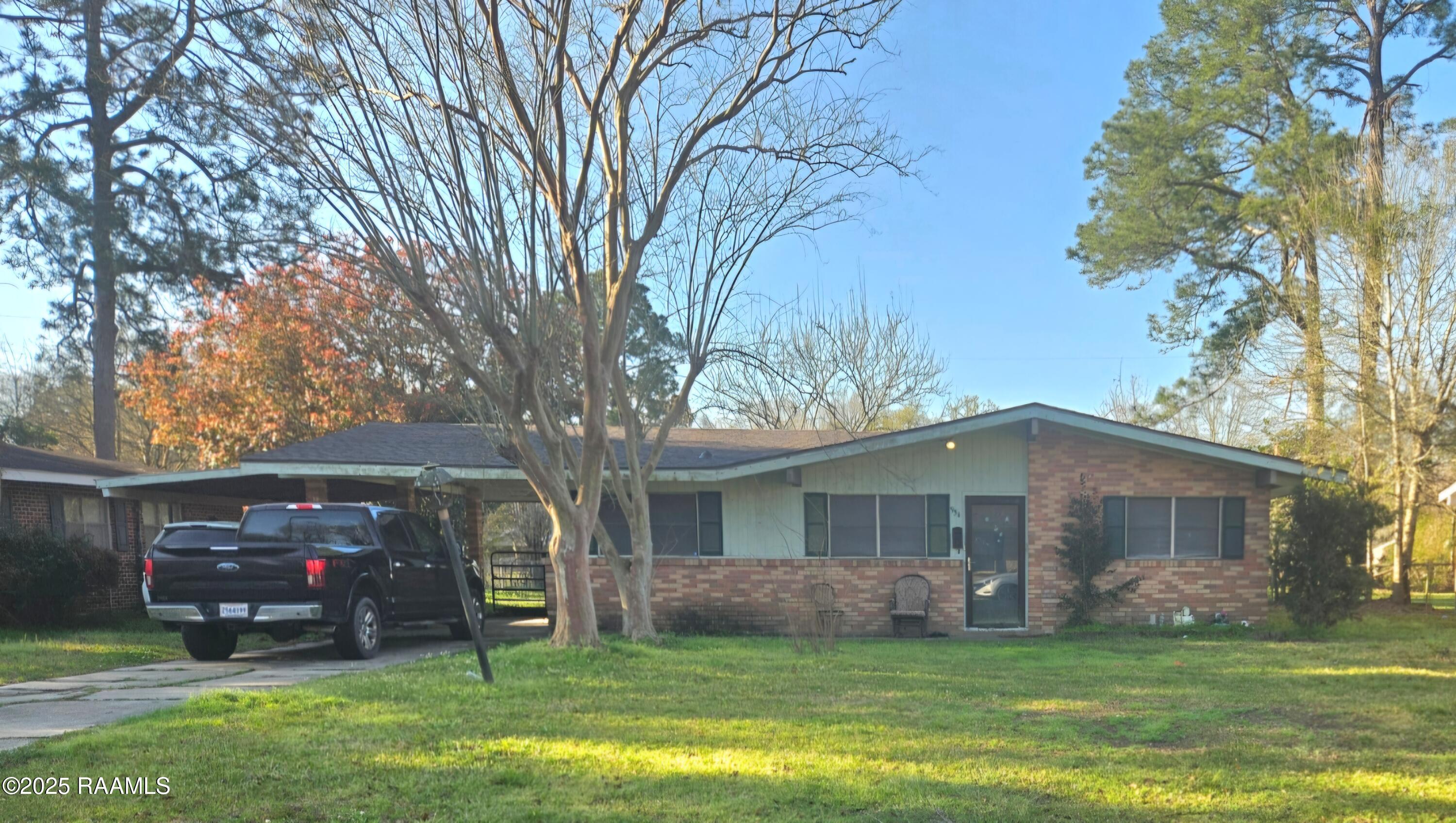 954 Choctaw Drive — photo