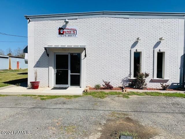 2418 Powers Street — photo