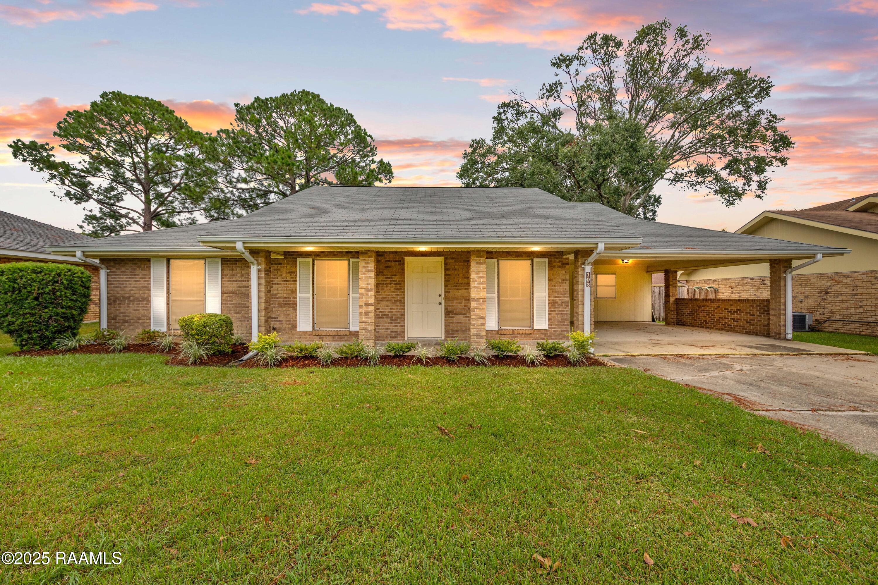 102 Wisteria Drive — photo