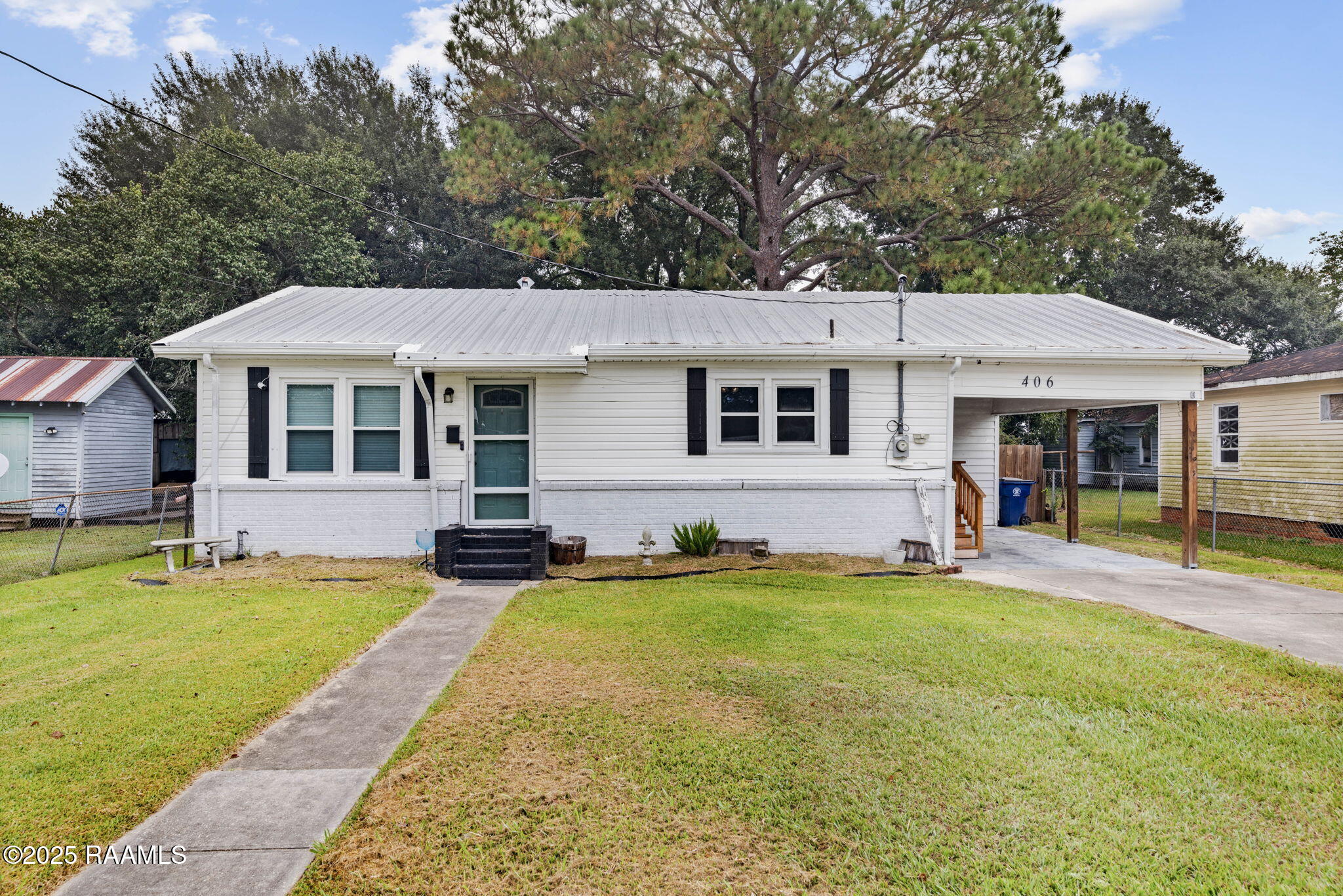 406 Ann Drive — photo