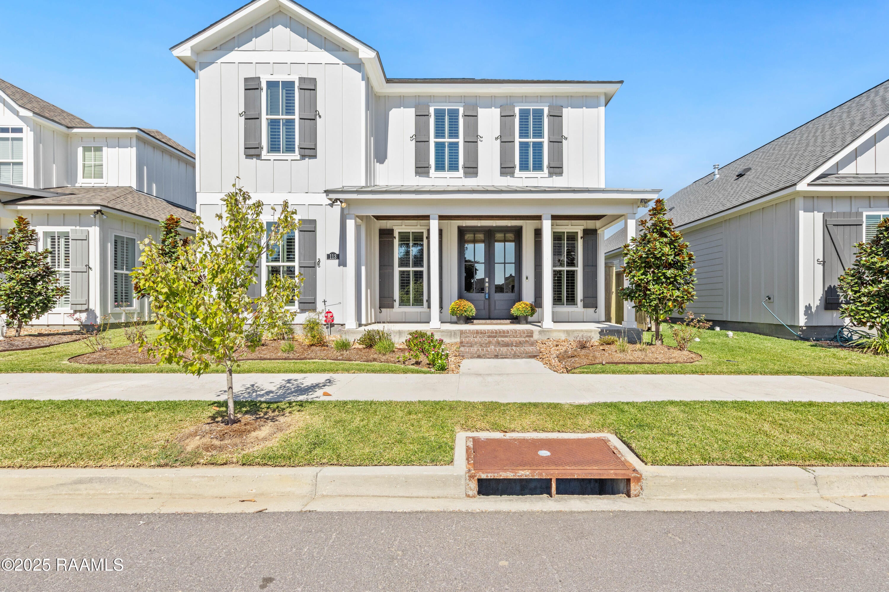 113 Oak Village Drive — photo