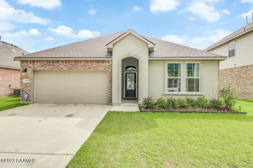 406 Starlight Drive — photo