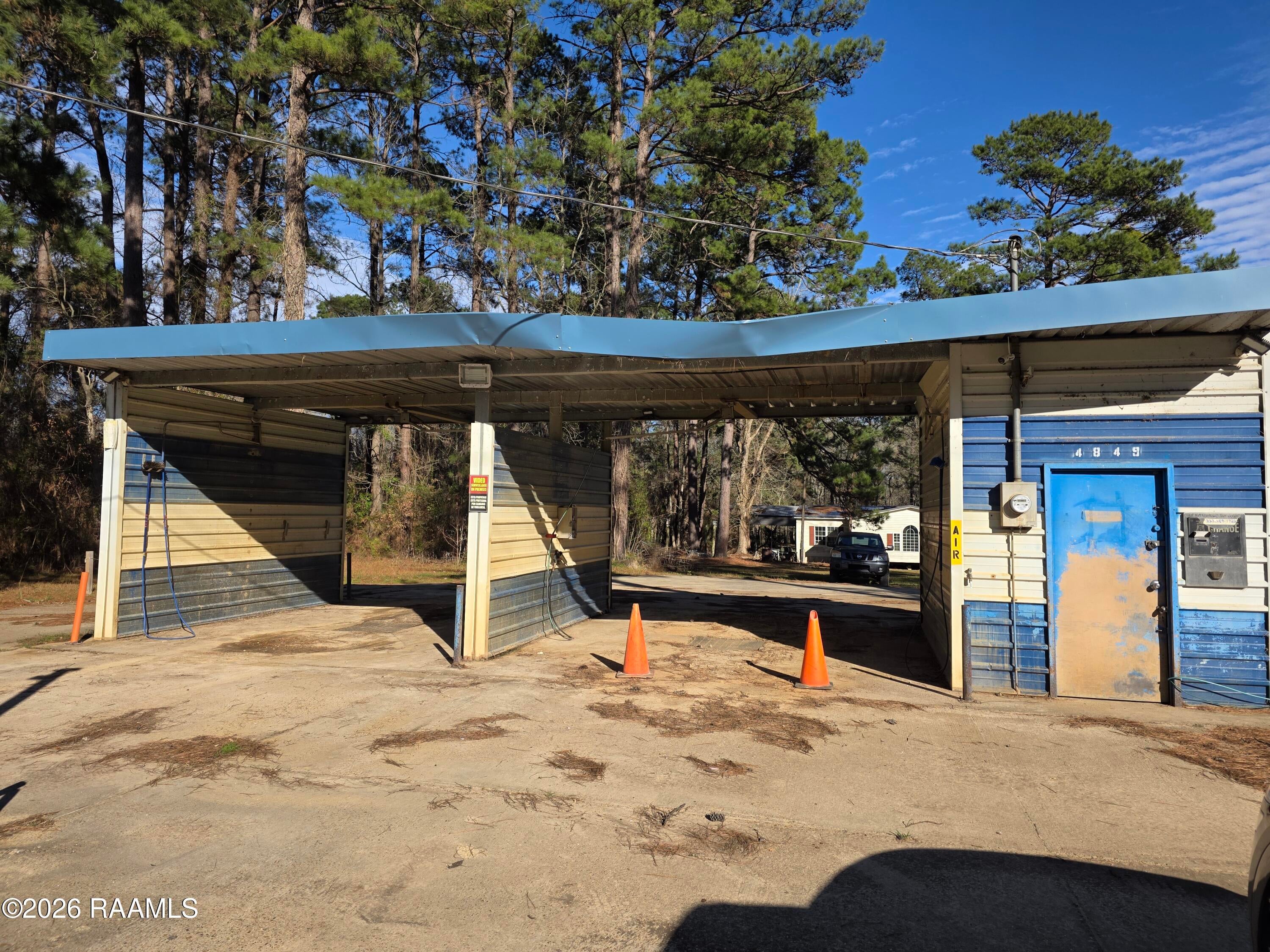 4849 US-167 — photo
