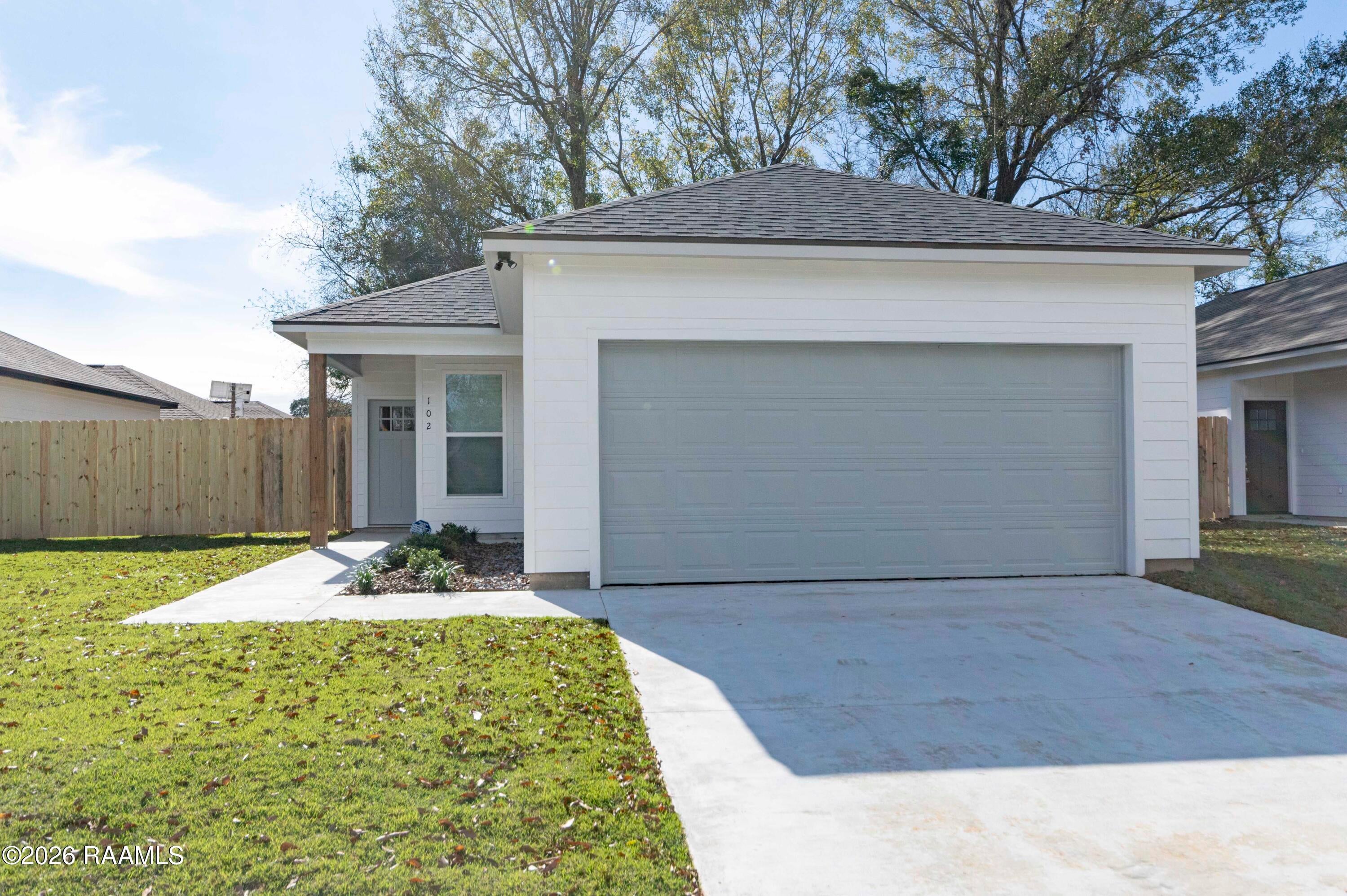 102 Jantz Drive — photo
