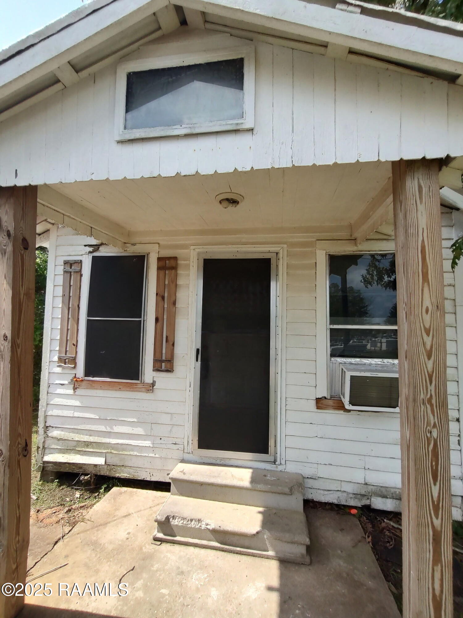 750 Saint Charles Street — photo