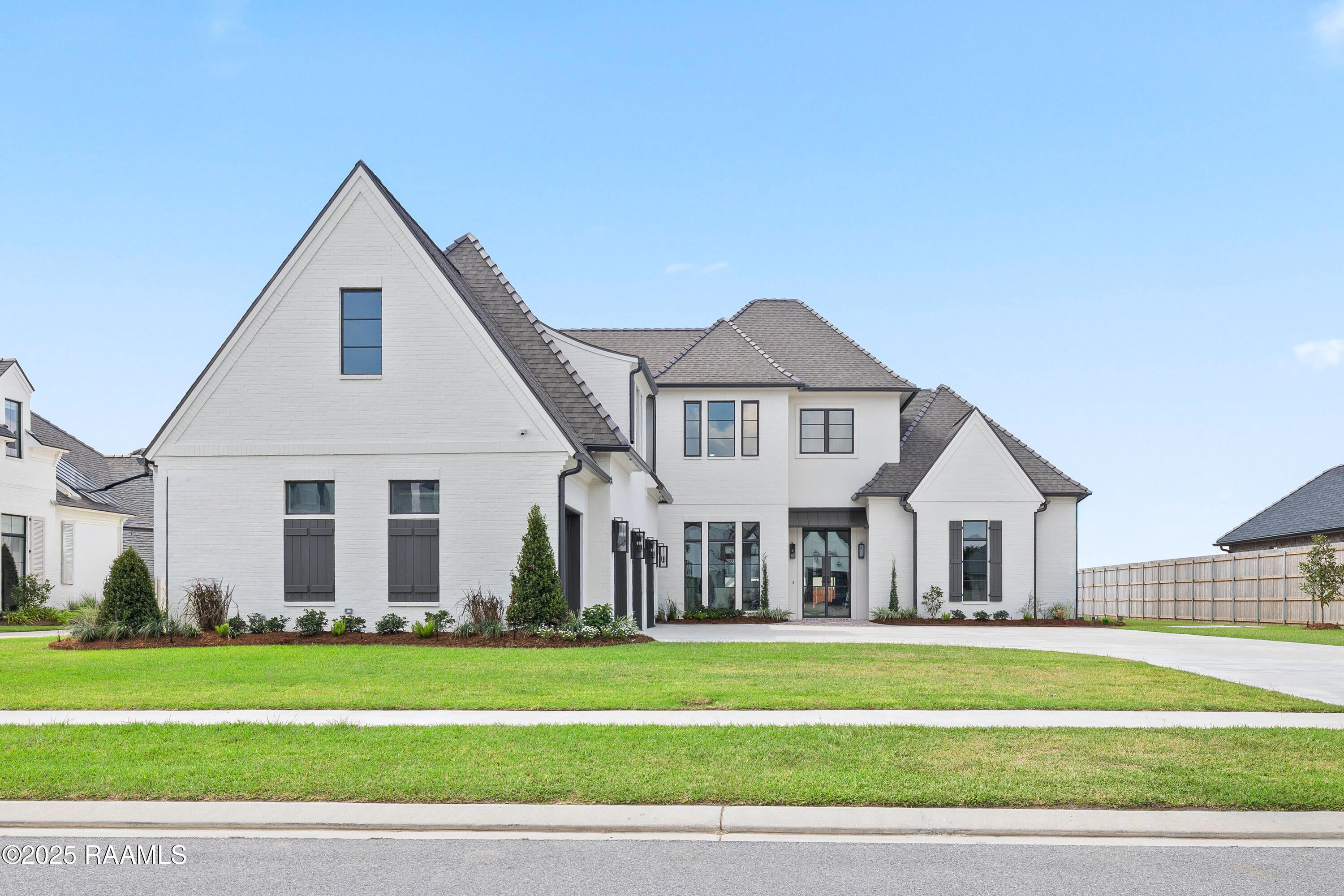 104 Dusty Ridge Drive — photo