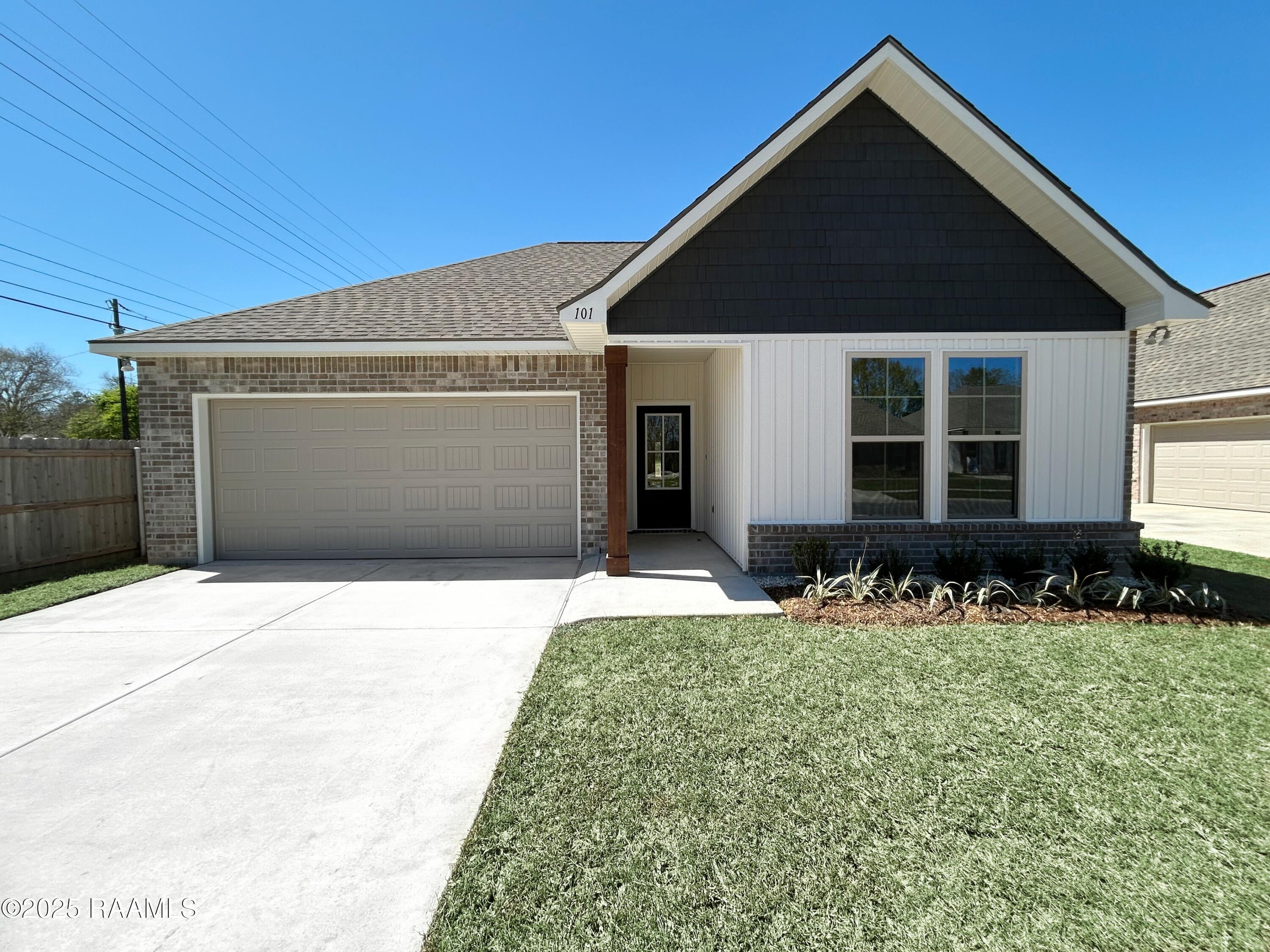101 Oak Haven Drive — photo