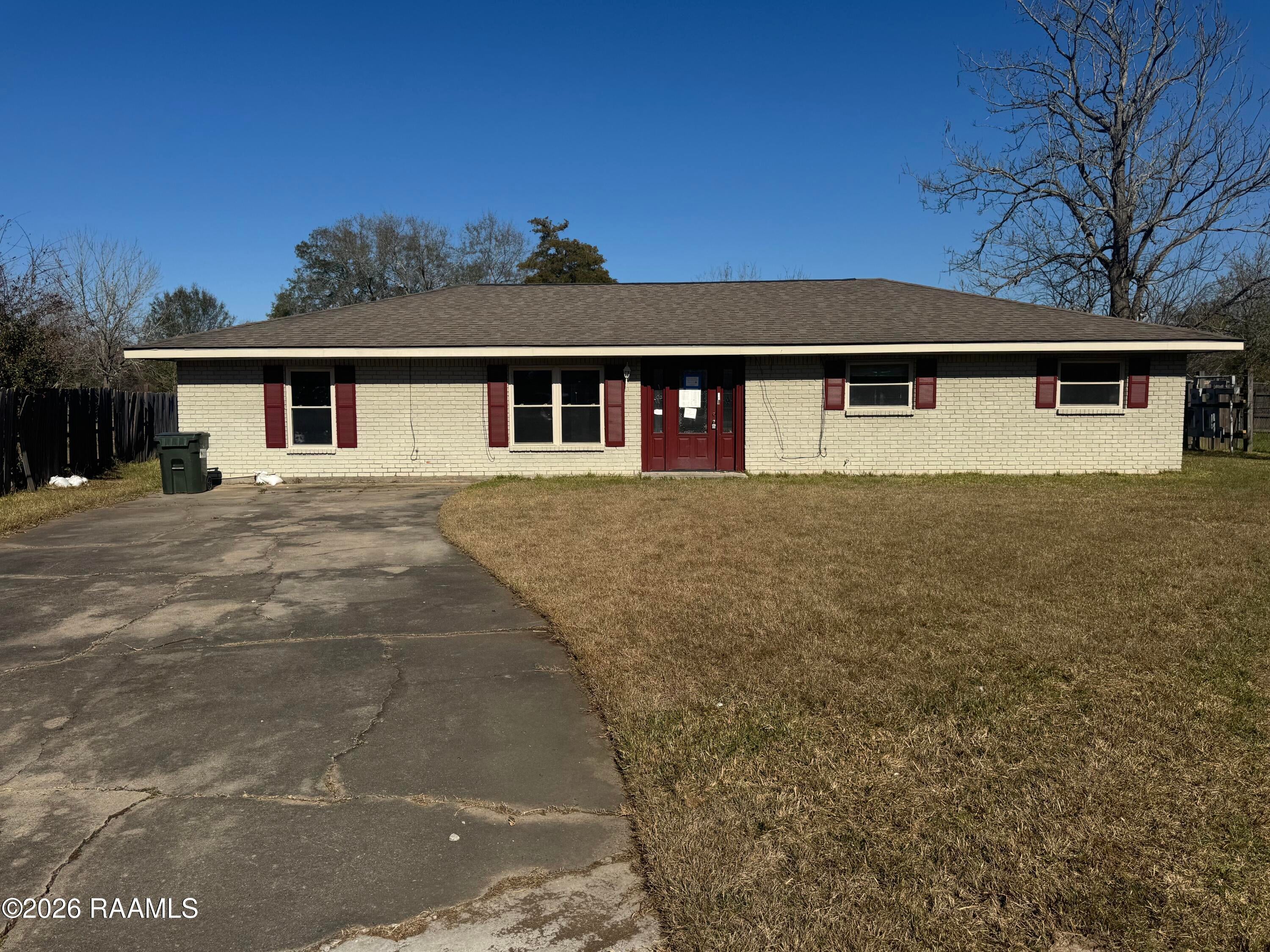 105 Leahy Drive — photo
