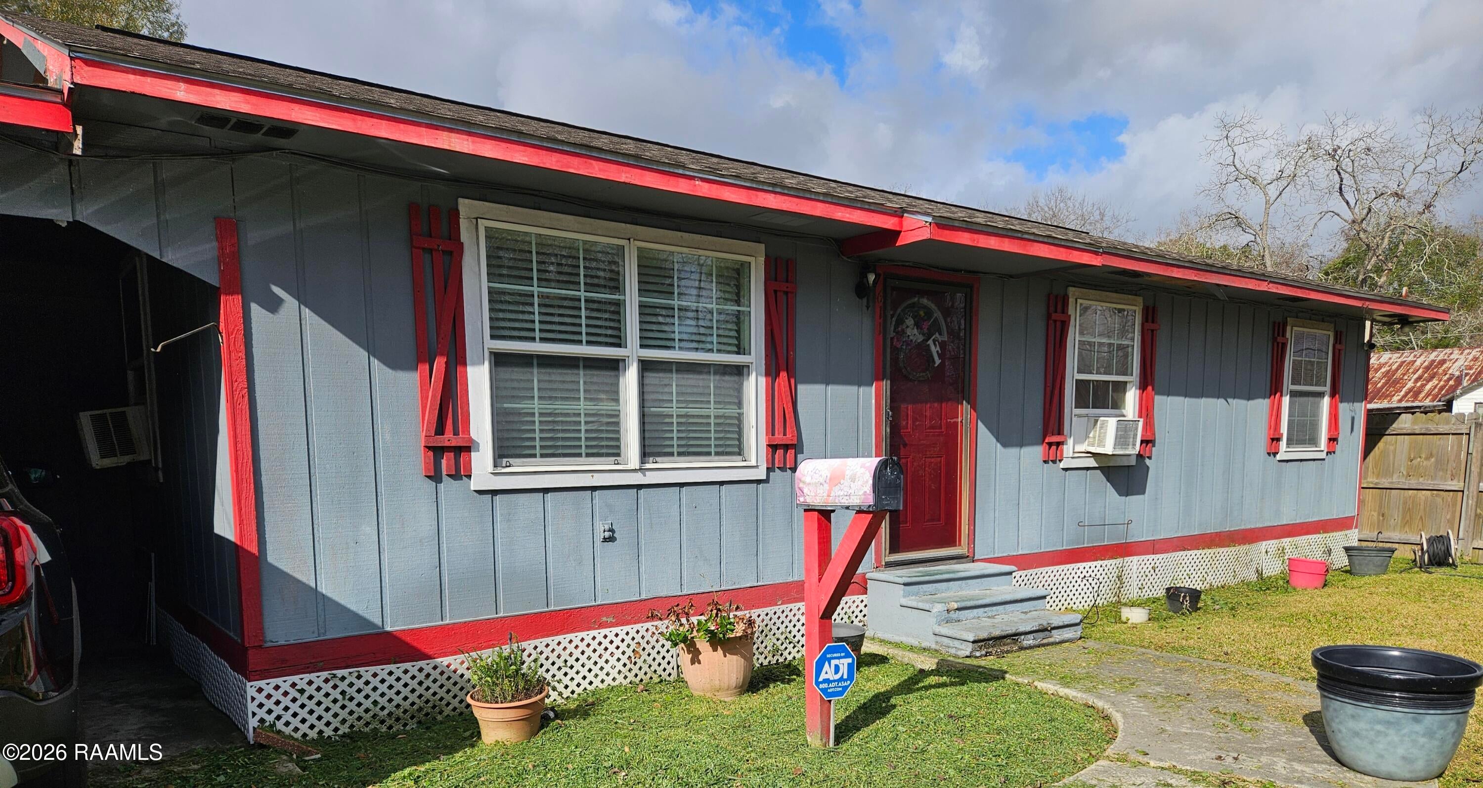 611 Halsey Street — photo