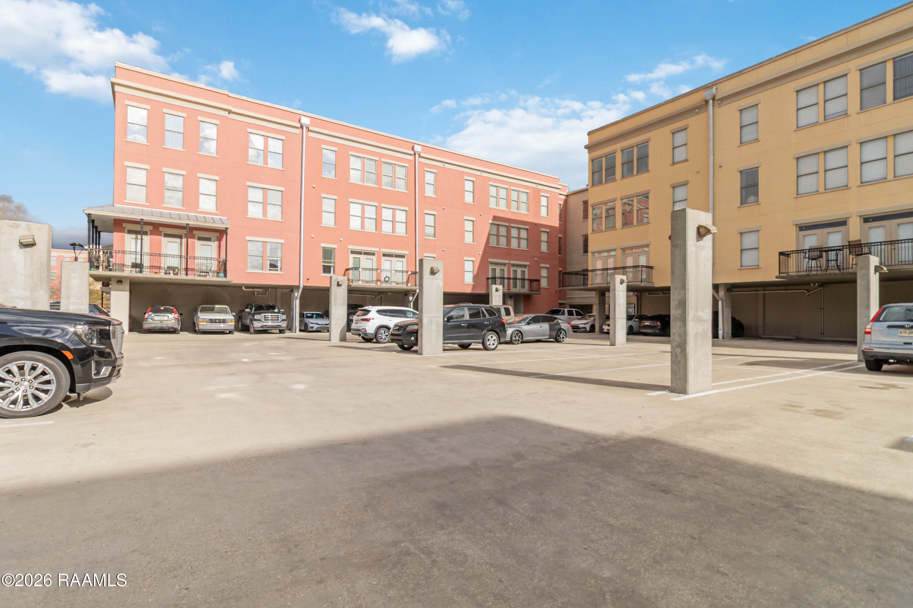 201 Settlers Trace Boulevard 2405 — photo