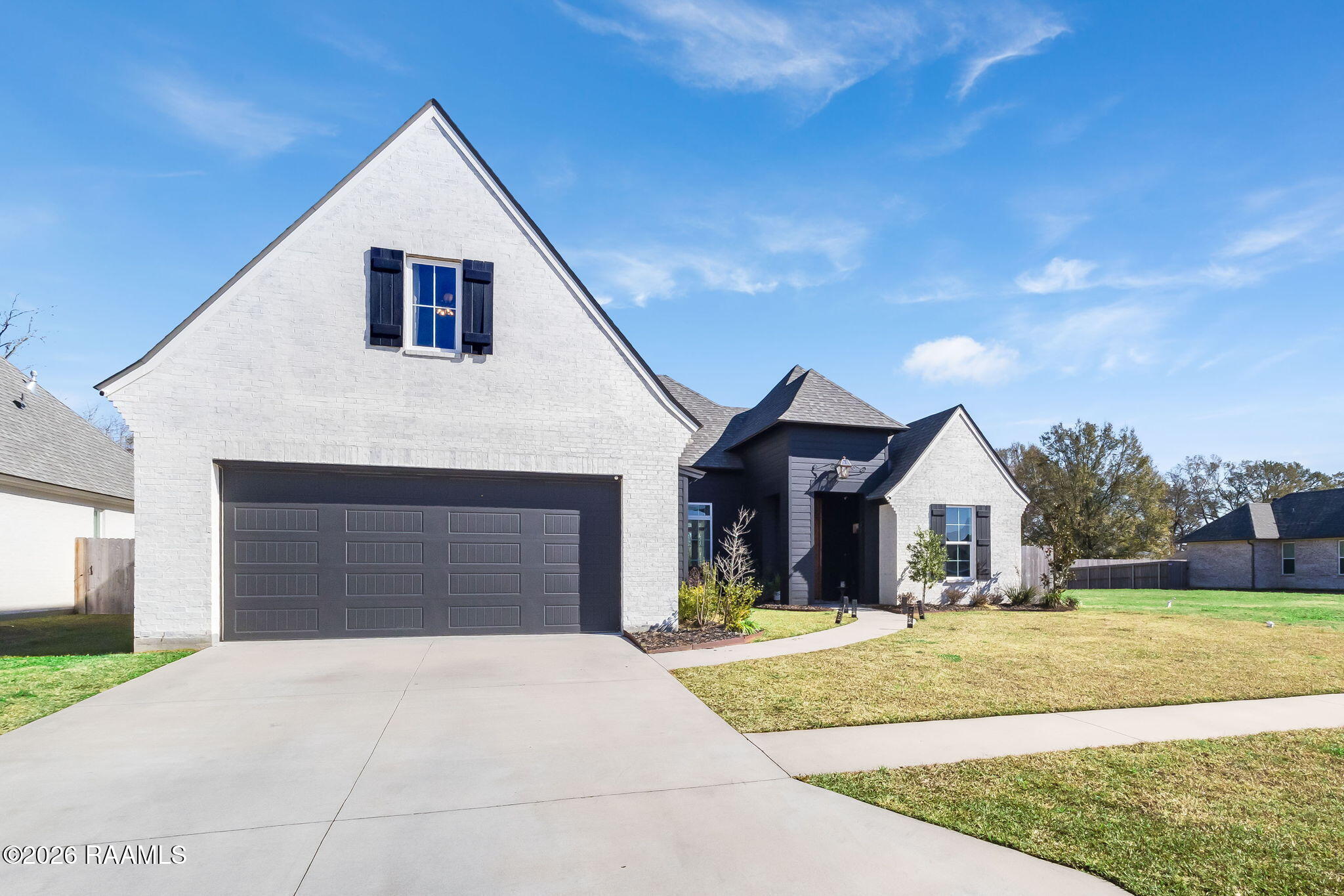 202 Ashgrove Lane — photo