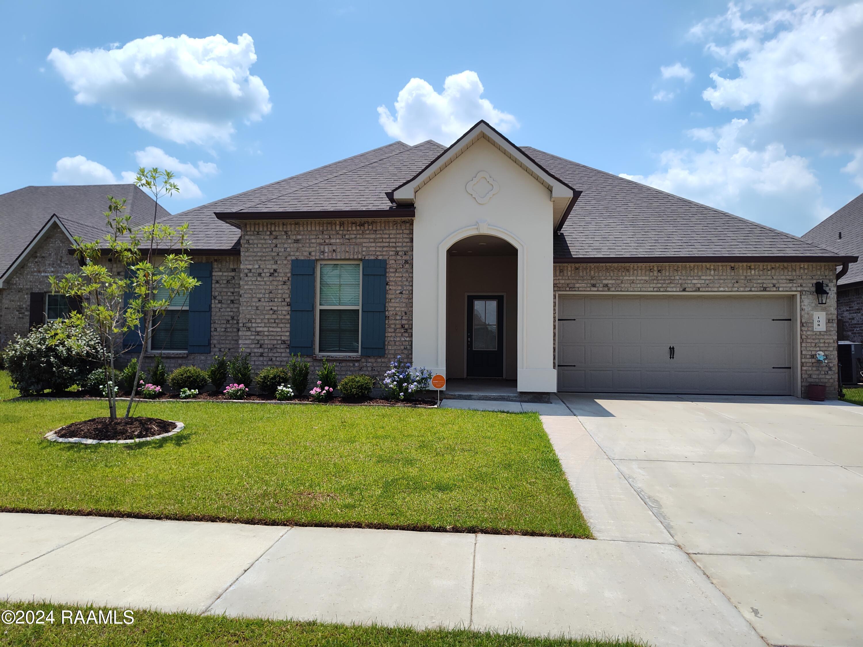 108 Hardwood Drive — photo