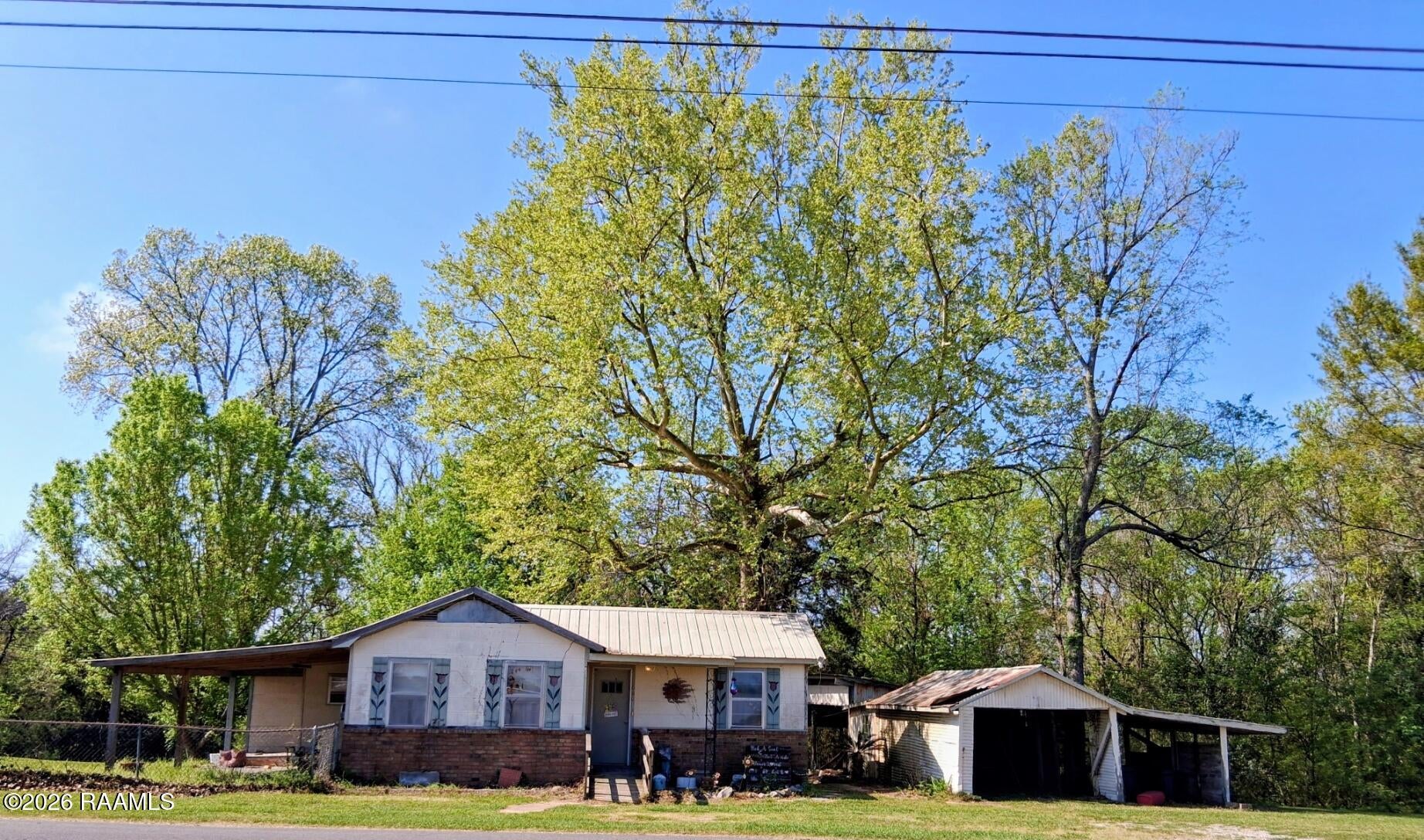 660 Couvillion Street — photo