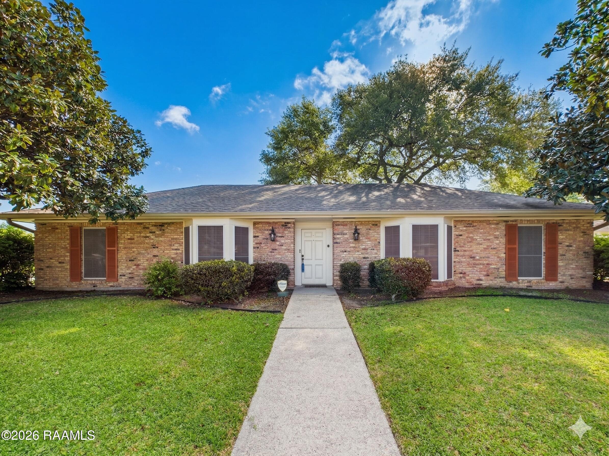 301 Upland Drive — photo
