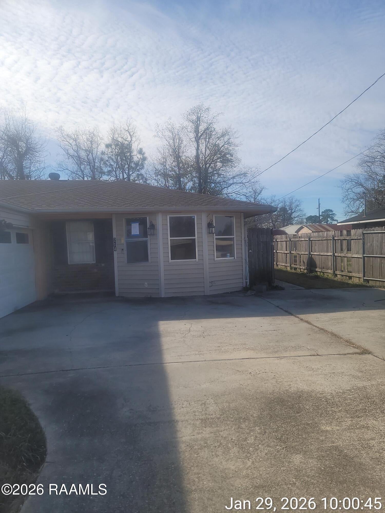 214 Ebony Drive — photo