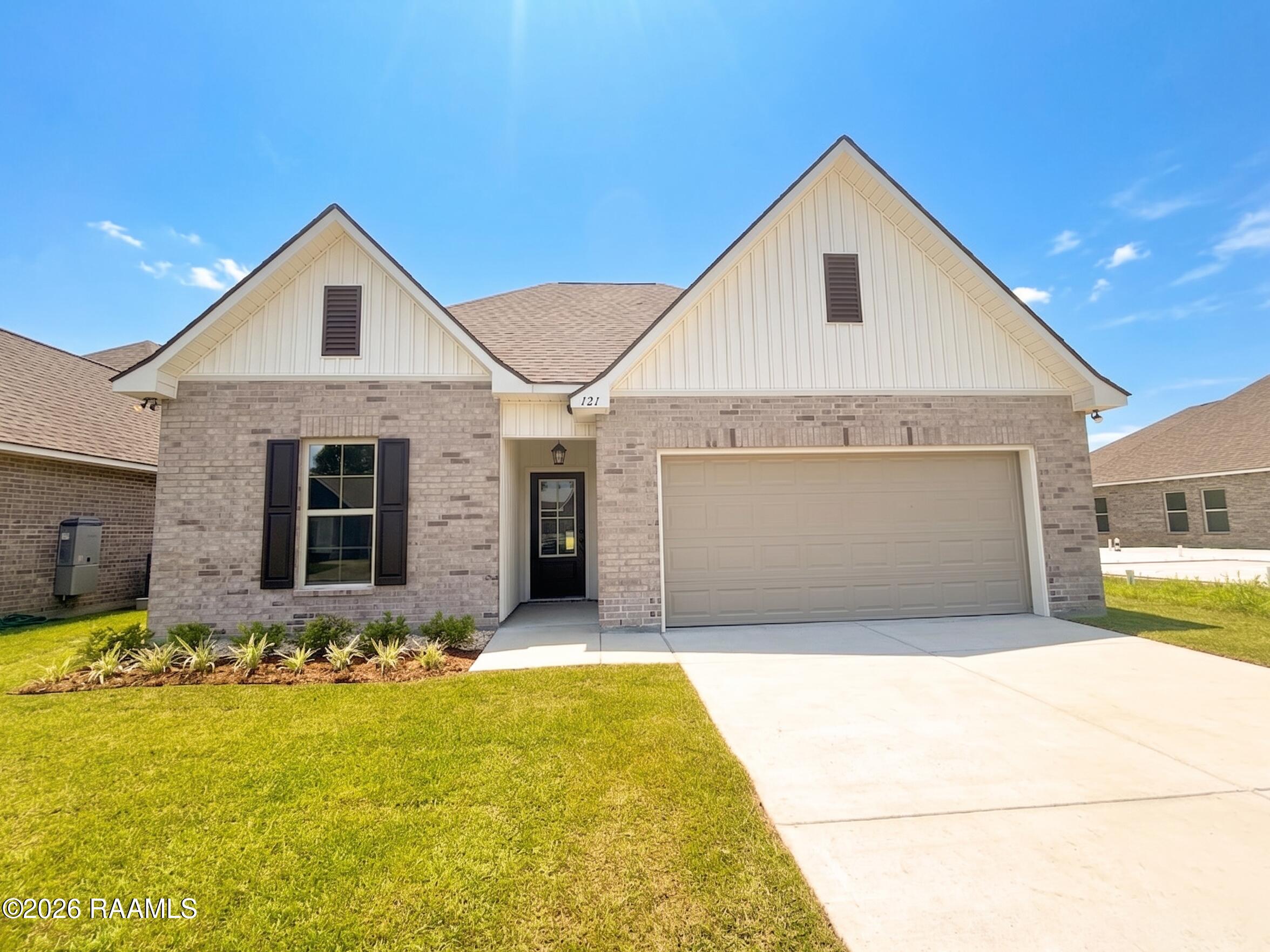 121 Oak Haven Drive — photo