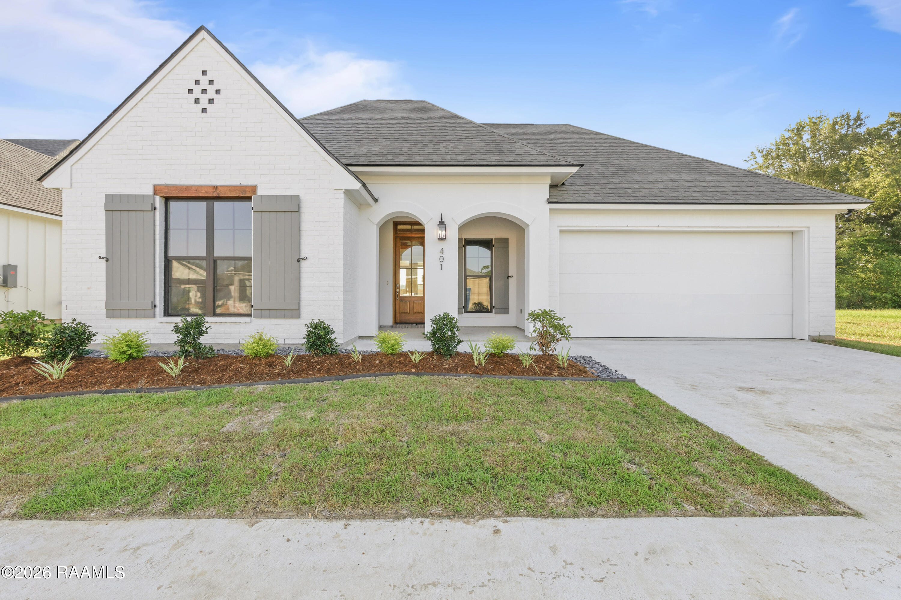 401 Grand Oak Drive — photo