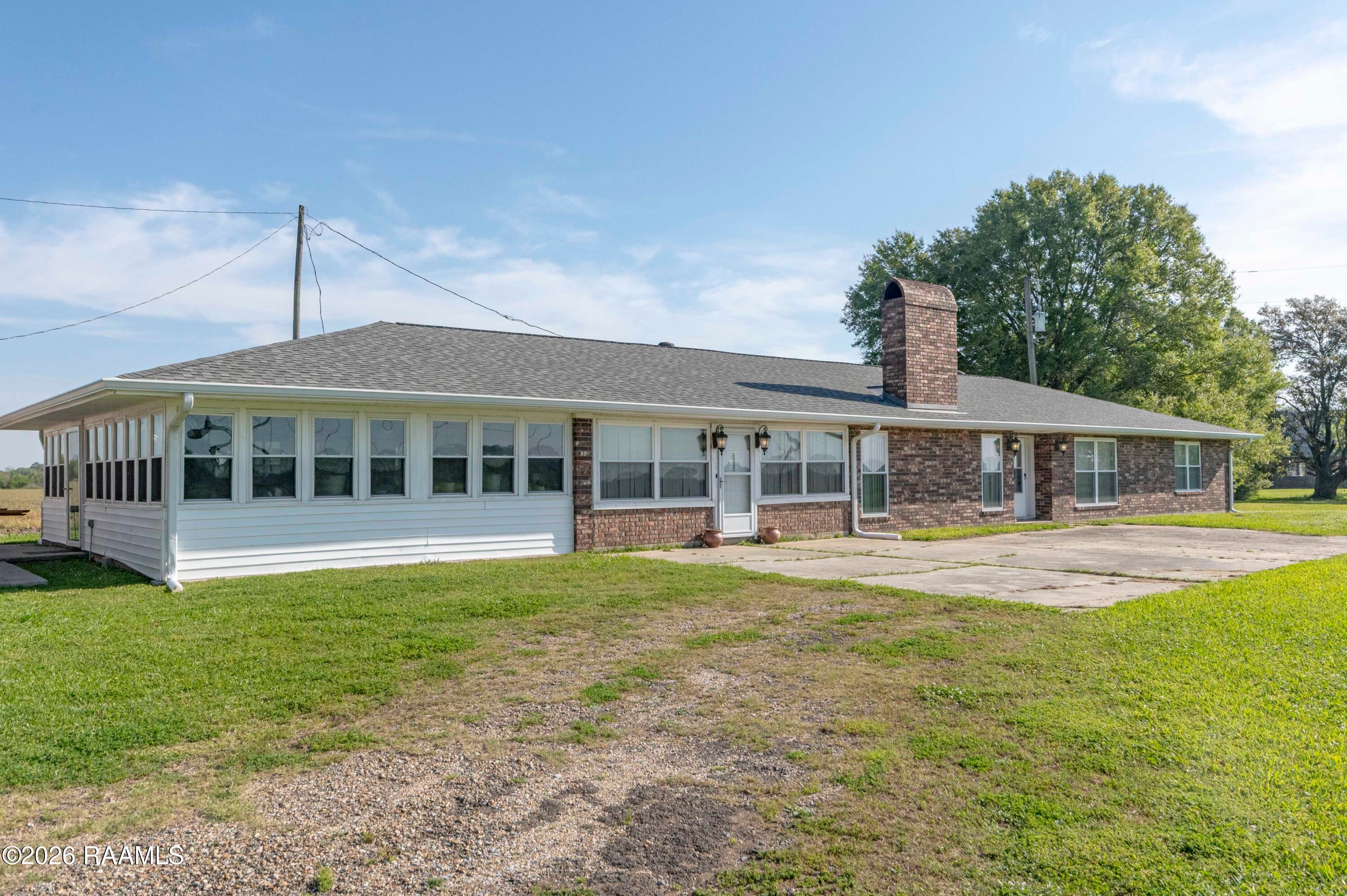 13132 Veterans Memorial Drive — photo