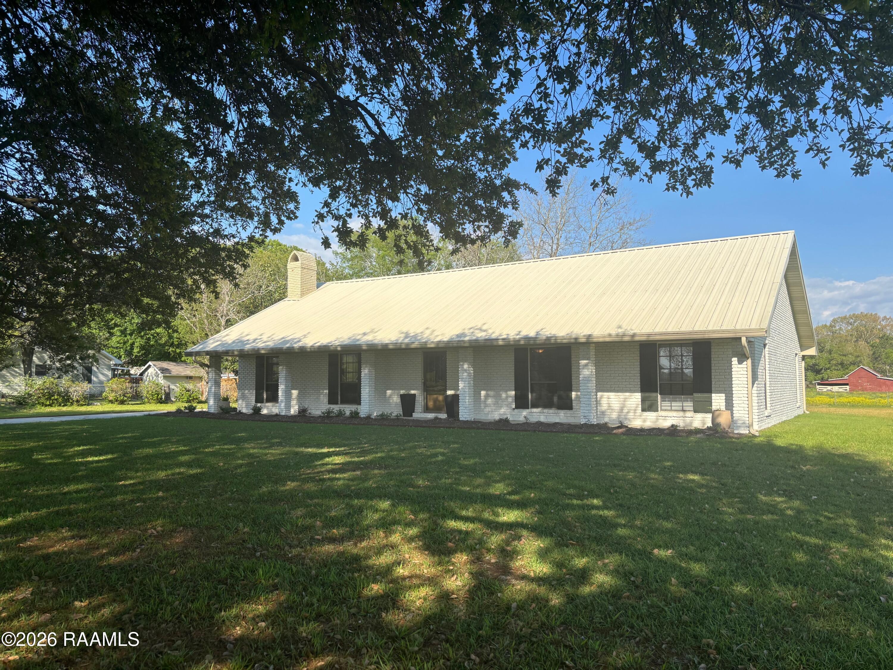 319 Roger Road — photo