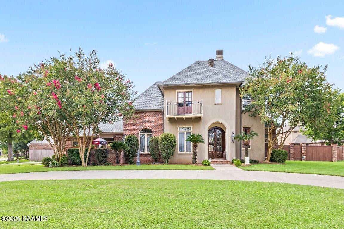 205 Mission Hills Drive — photo