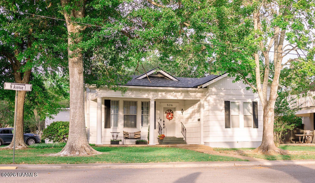 526 N Avenue I — photo