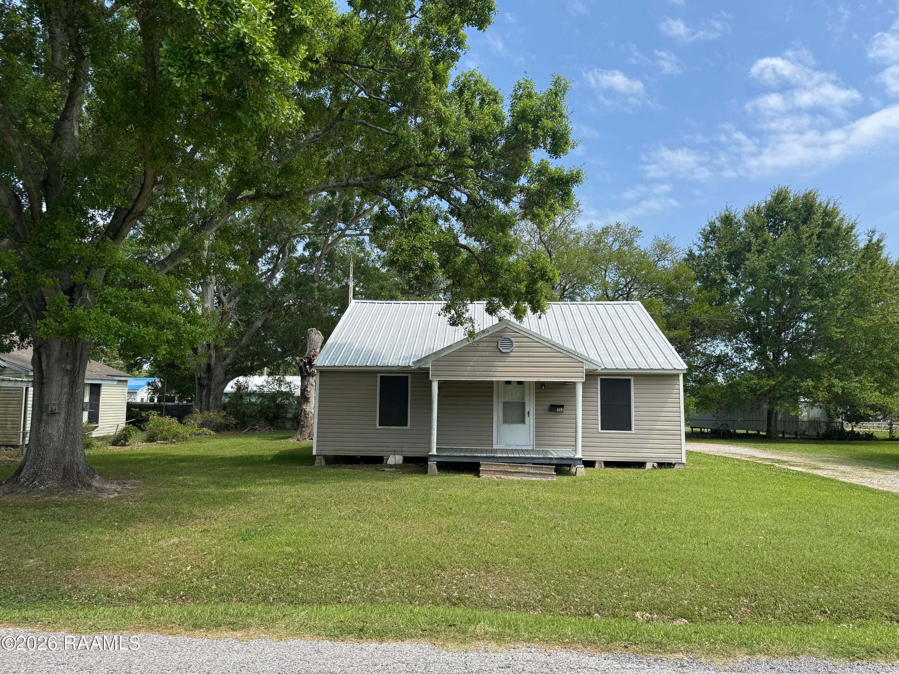 502 Karen Drive — photo