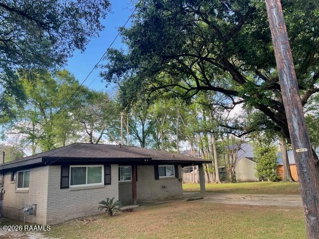 414 Oaklawn Avenue — photo