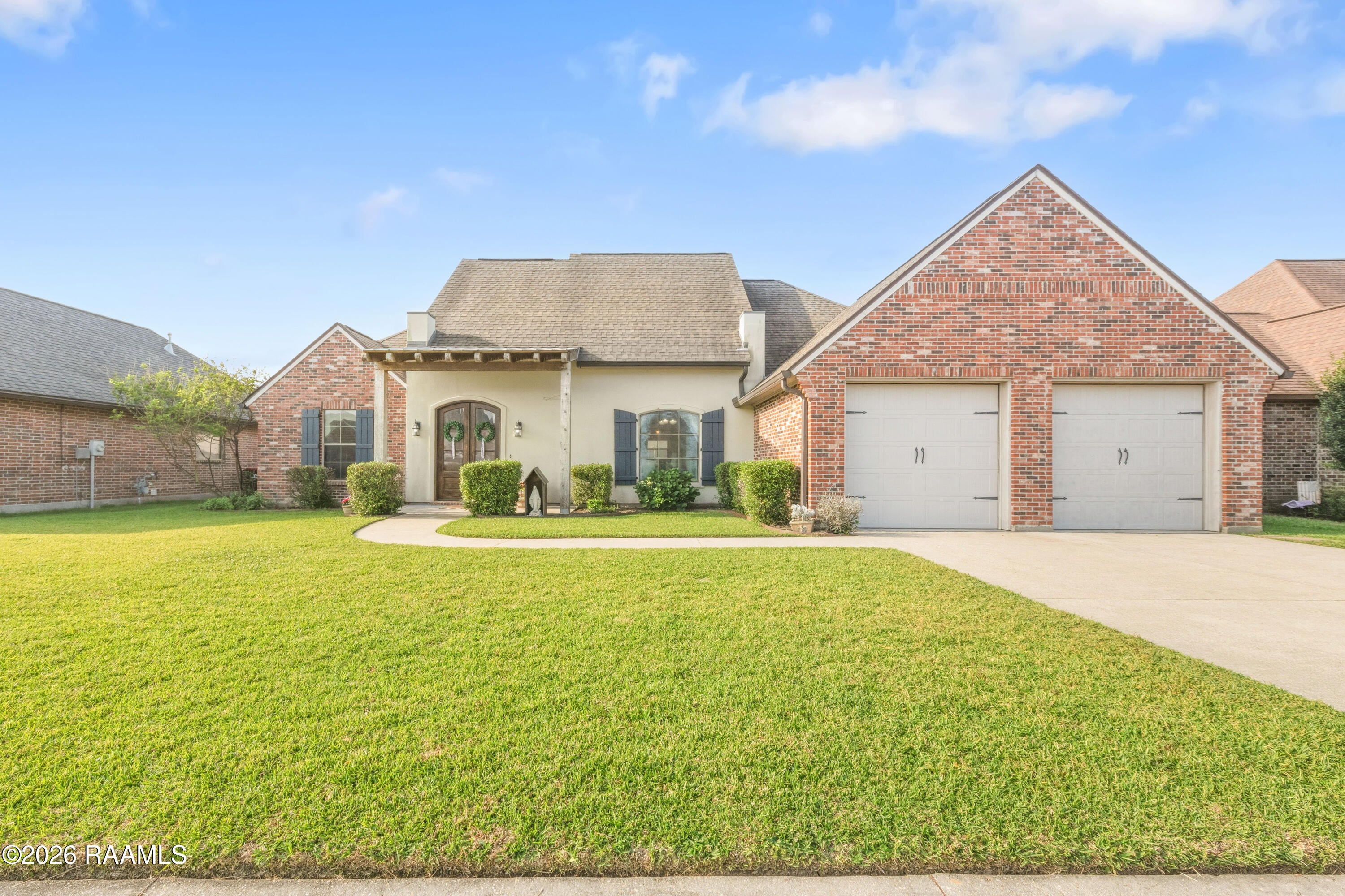 109 Thomas Oak Drive — photo