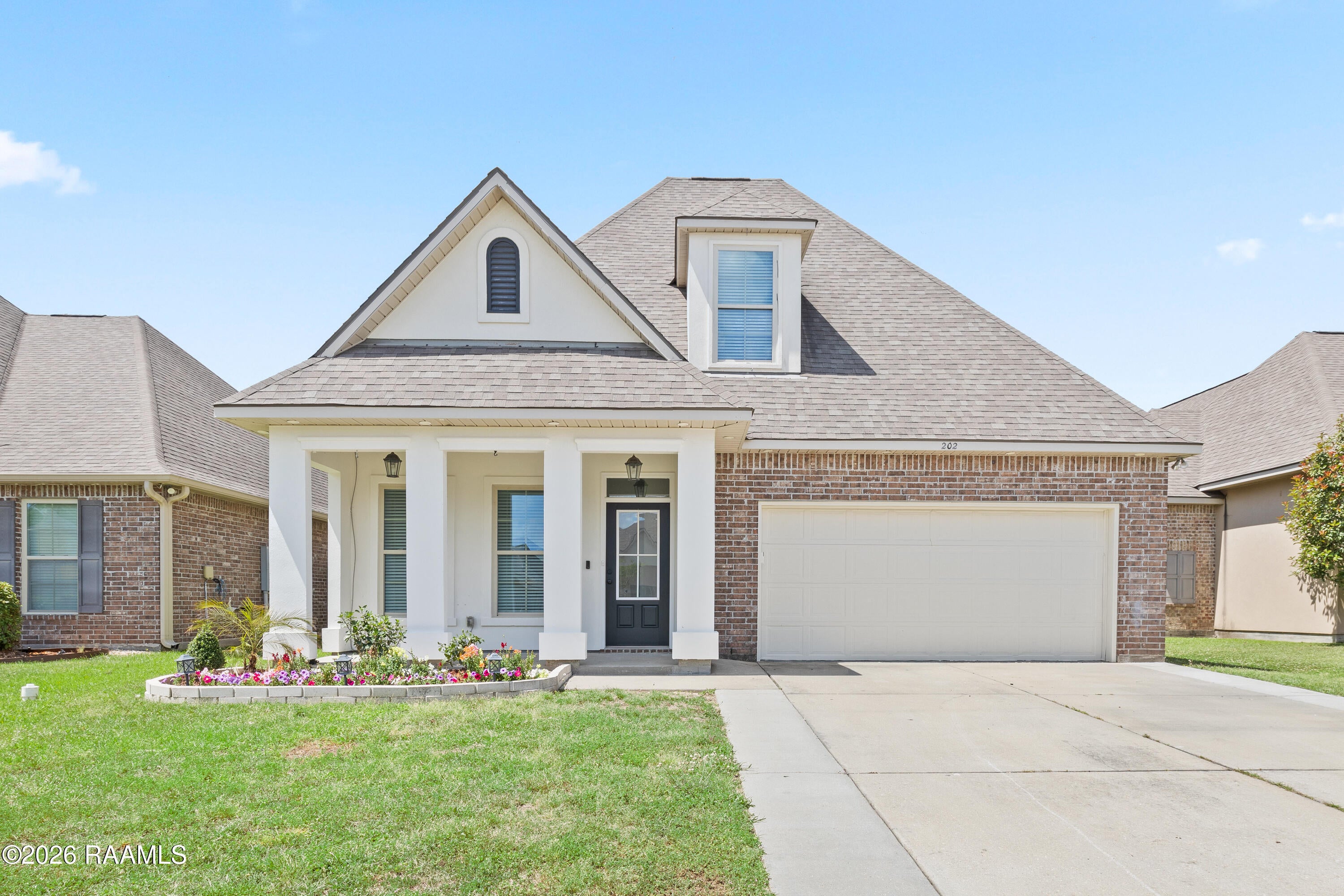 202 Caillou Grove Road — photo