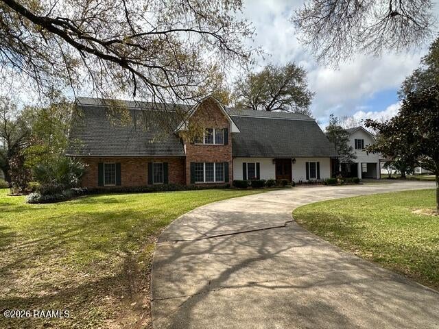 8409 River Road — photo