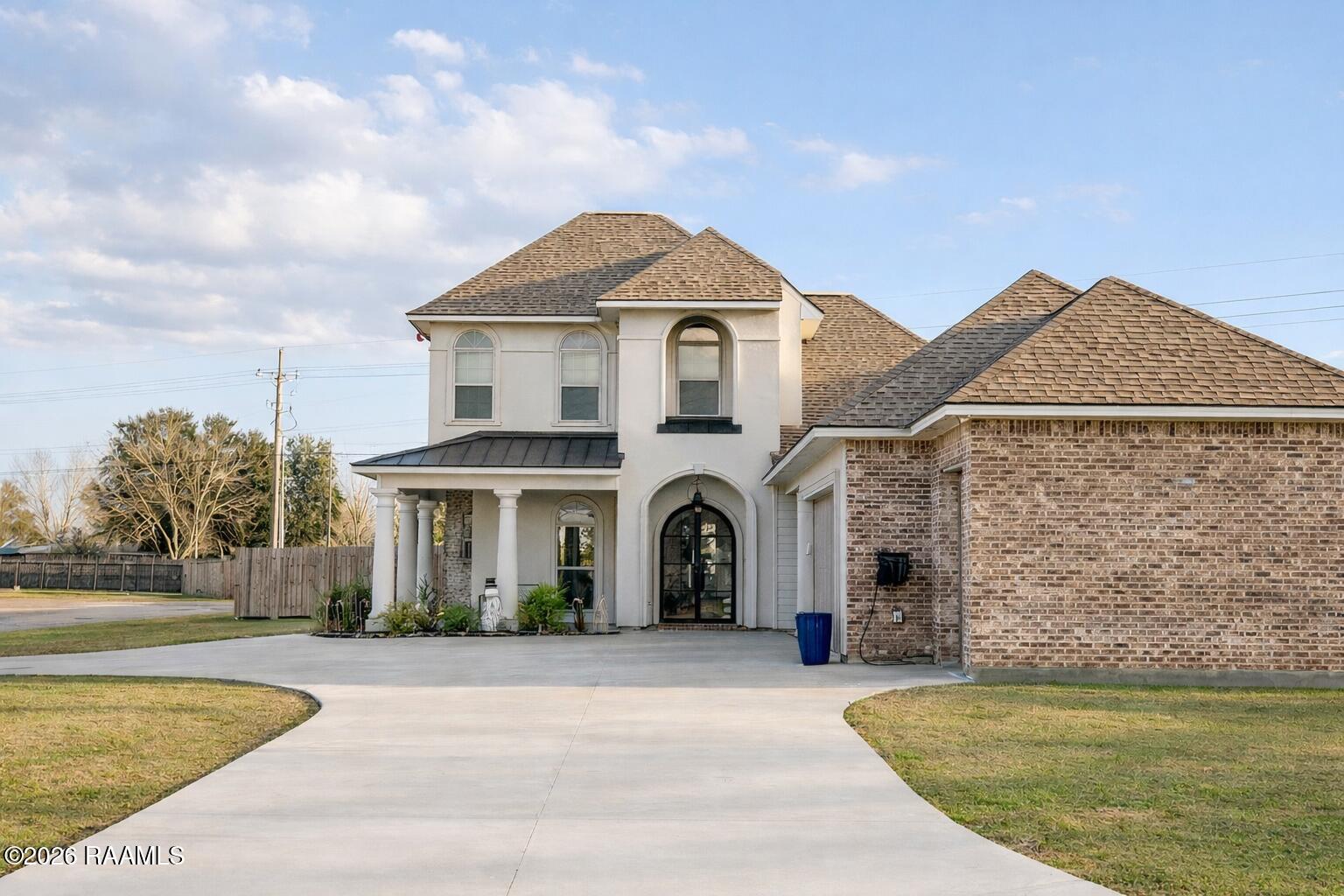 1010 Angelwood Circle — photo