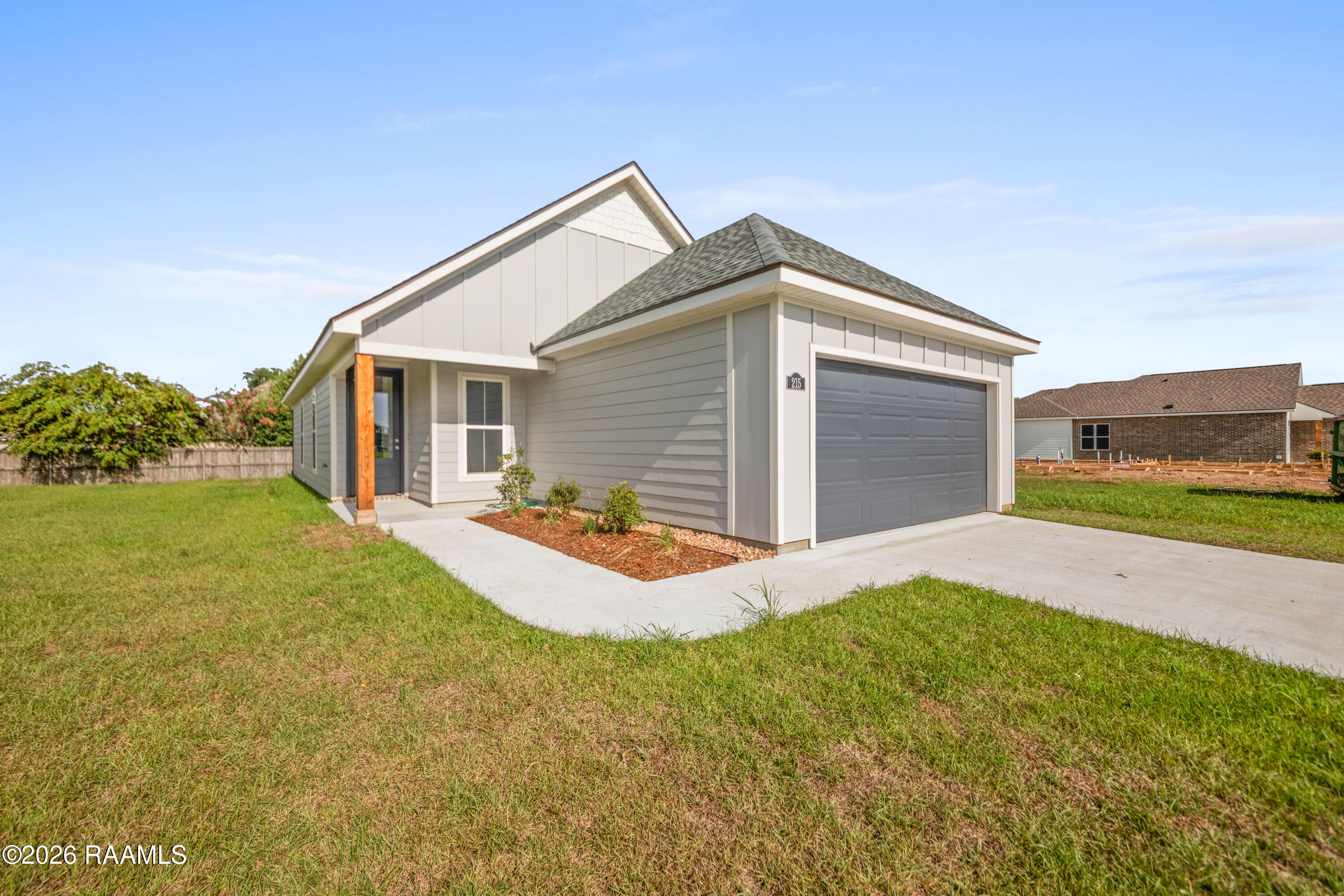215 Gun Runner Drive — photo