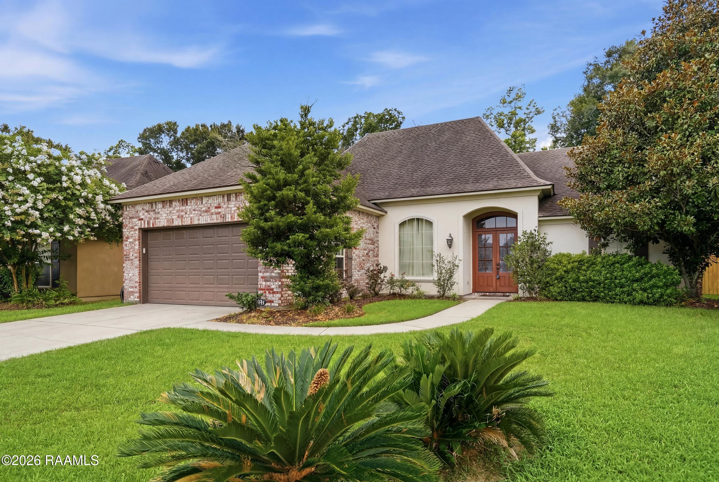 111 Dogleg Drive — photo