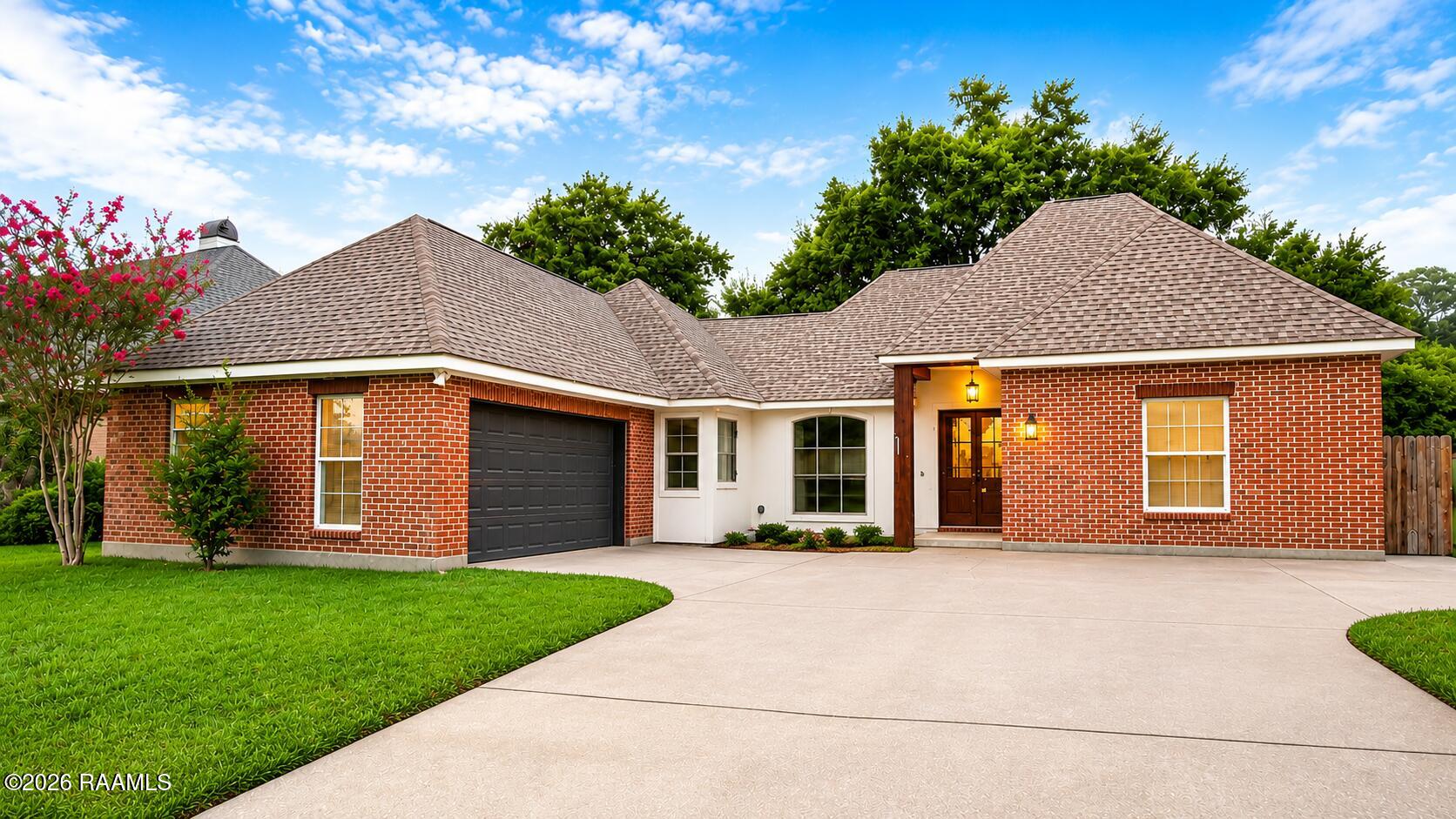 104 Woodlake Lane — photo