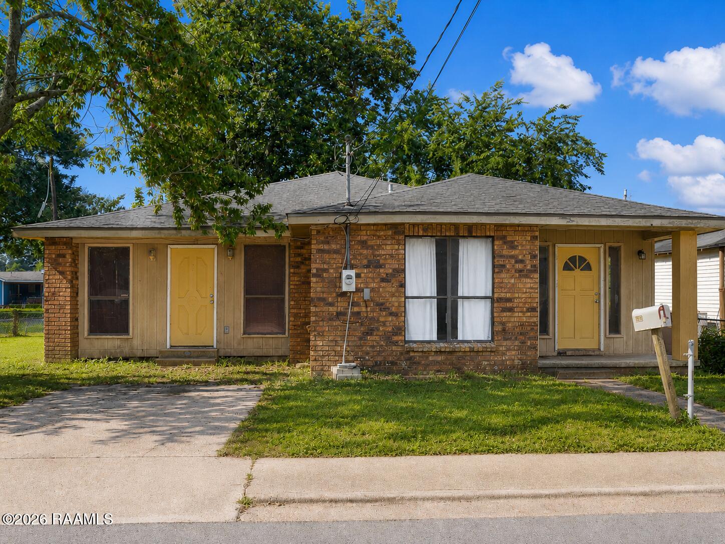 334 Carver Street — photo