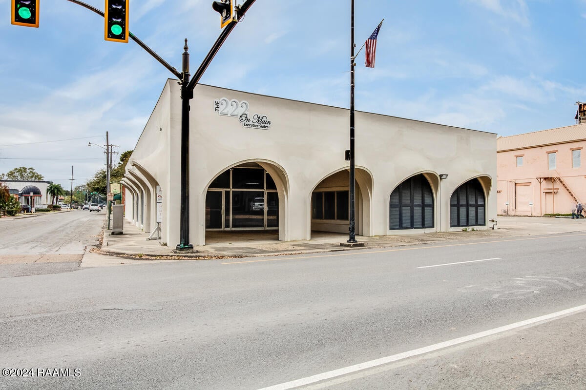 222 E Main Street 113 — photo