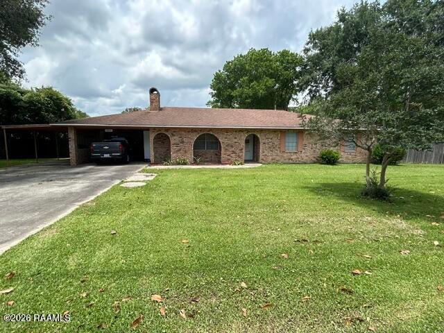 693 Rayne Road — photo