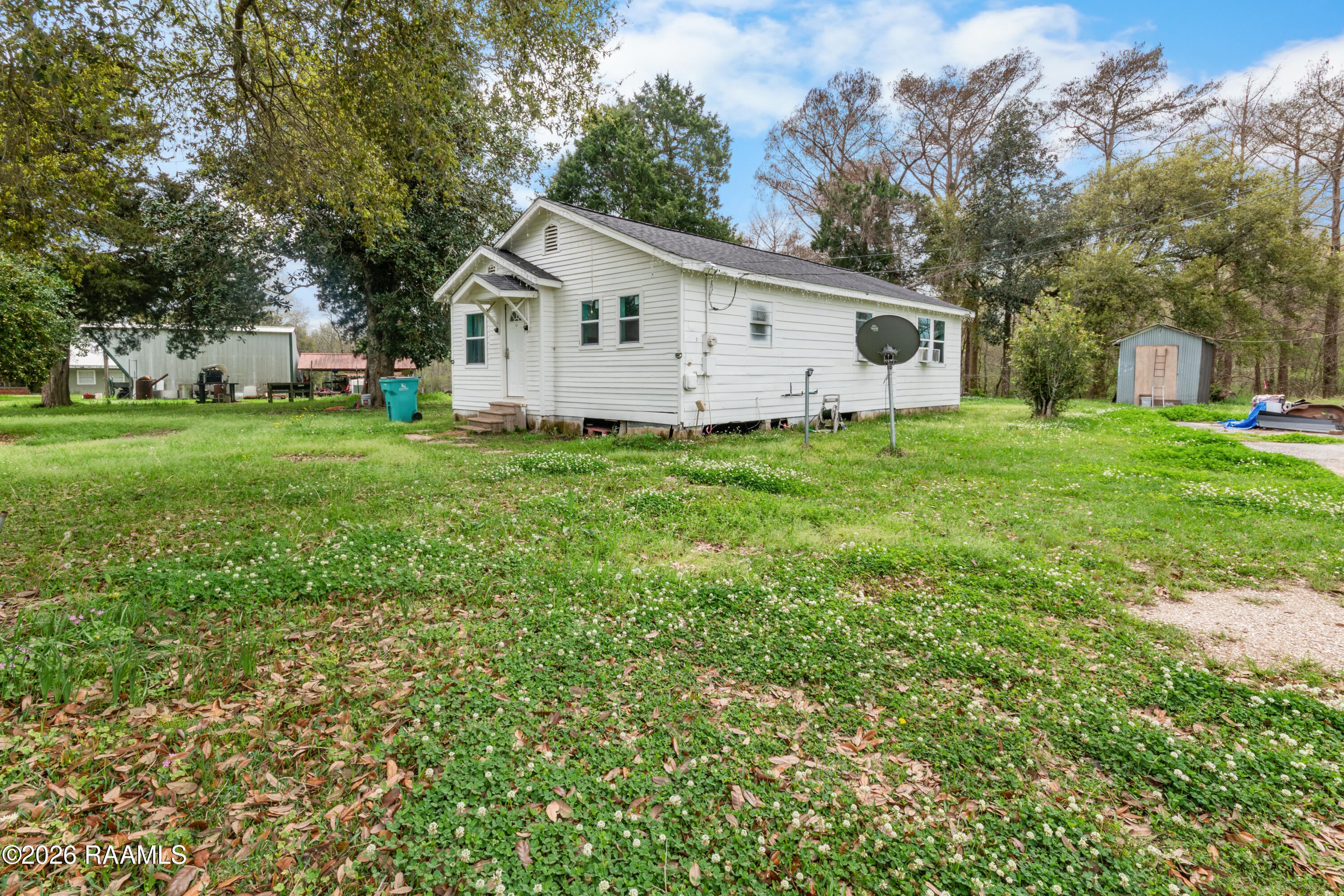 1457 Louisiana 743 — photo