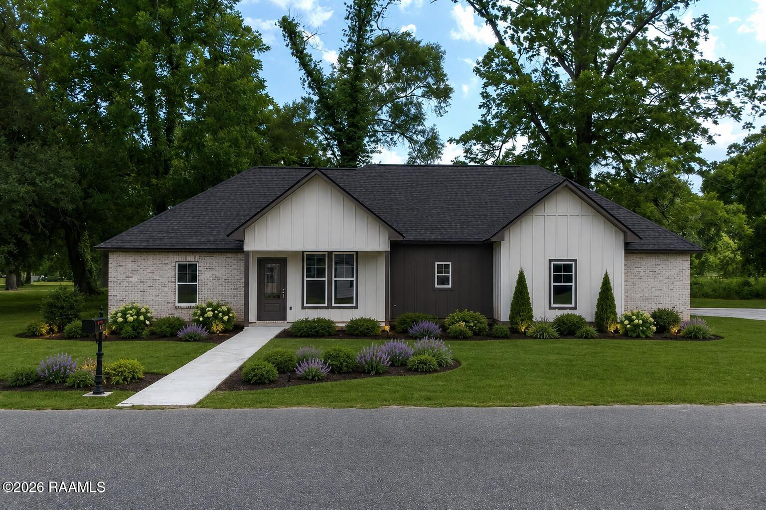 1009 Timber Trails Road — photo