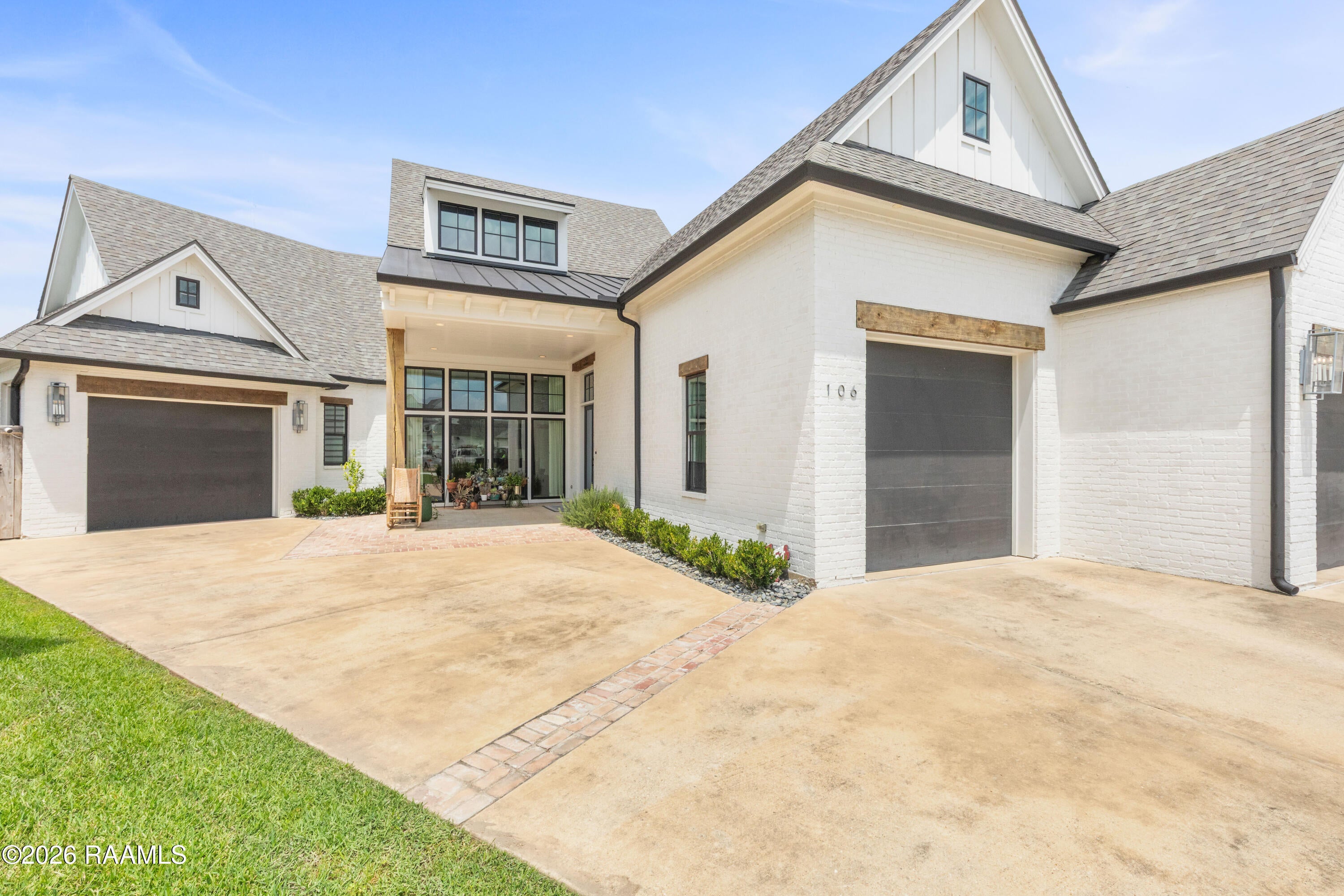 106 Little Hickory Court — photo