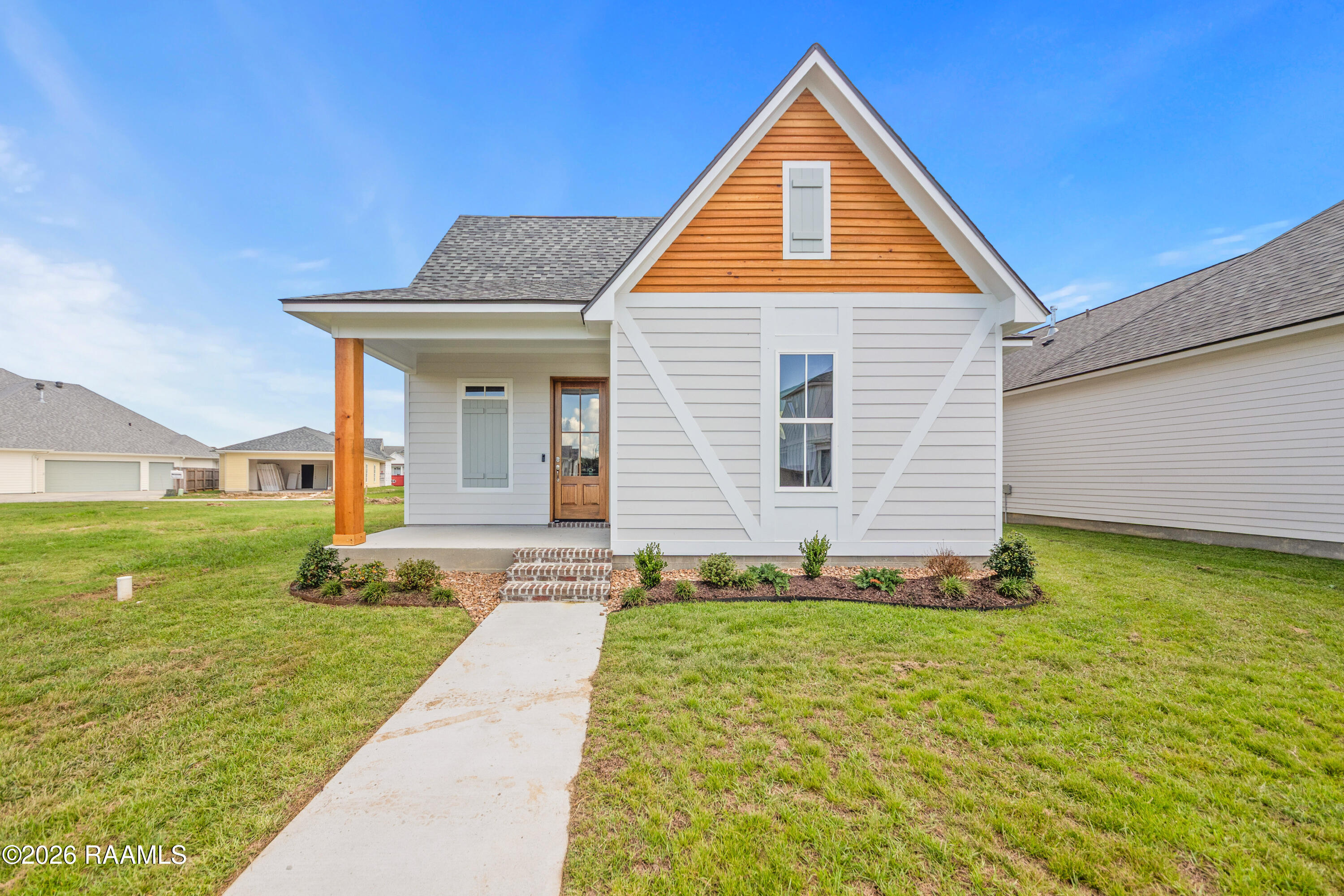 208 Oak Village Drive — photo