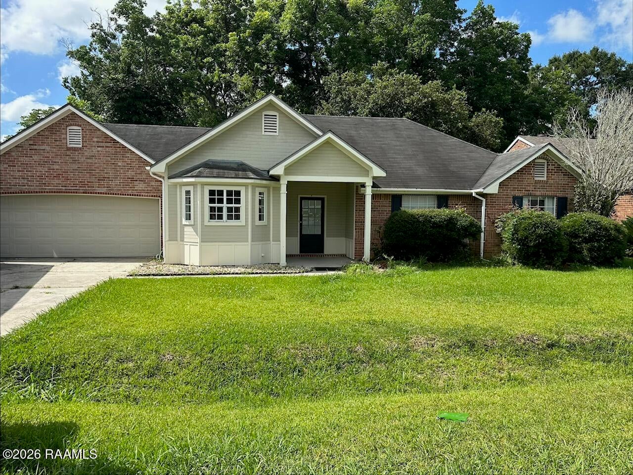 112 Cheshire Circle — photo