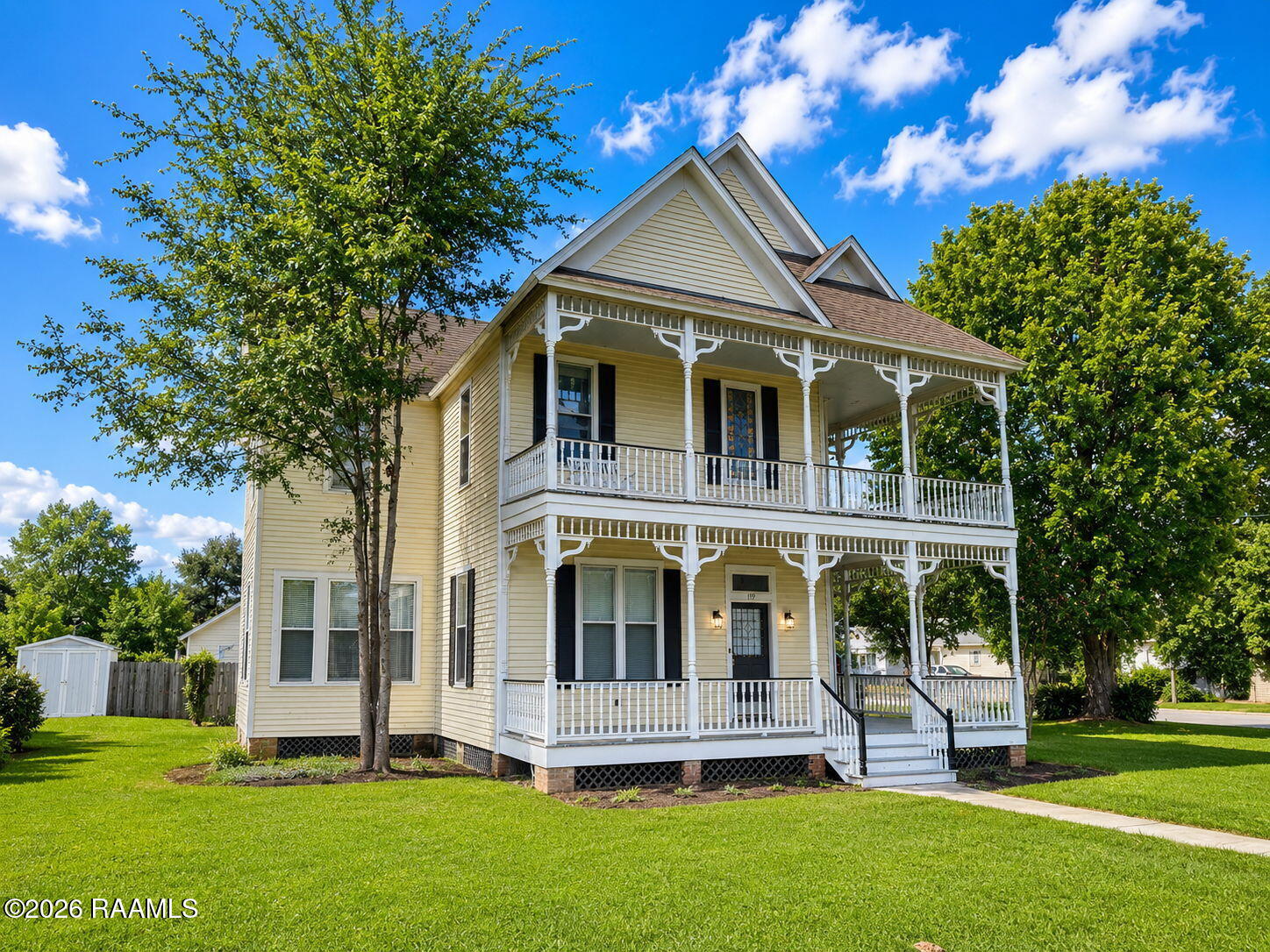 119 E Elm Street — photo